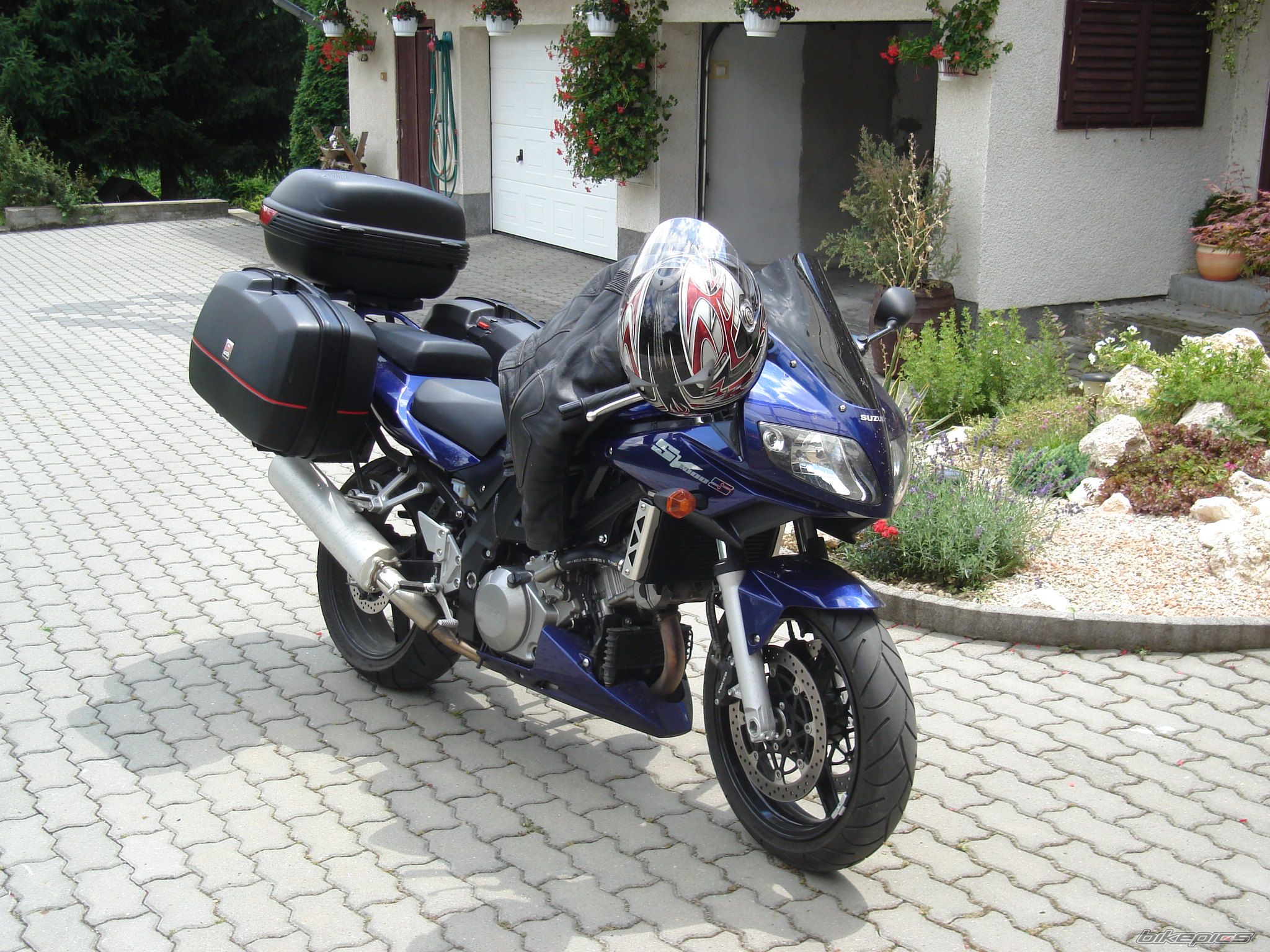 Bike Photo 989920