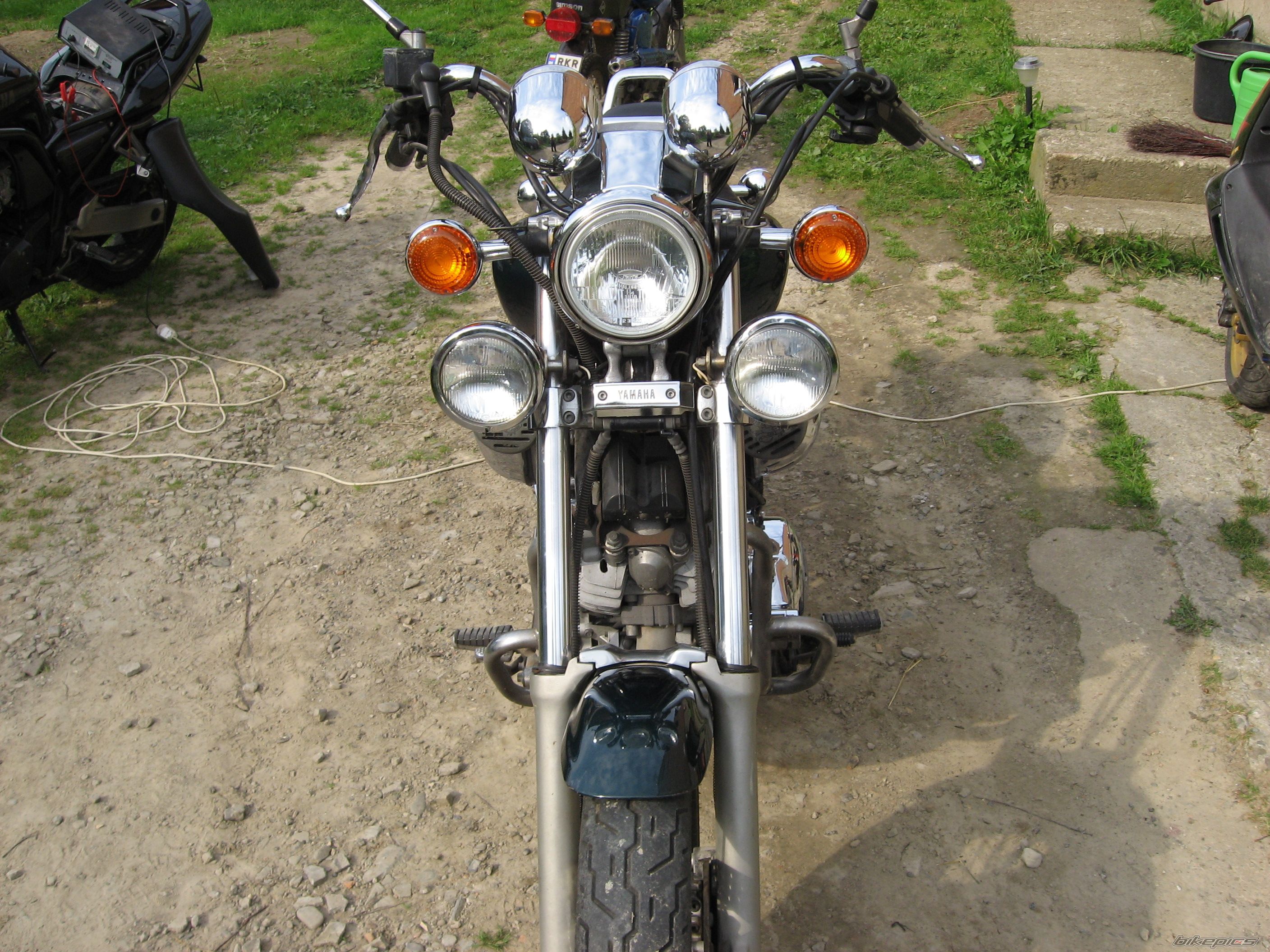 Bike Photo 990136
