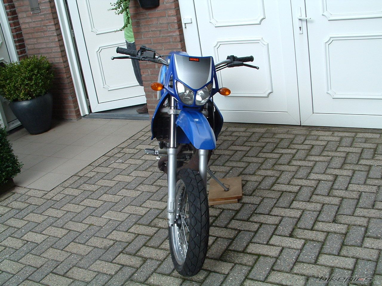 Photo 990161