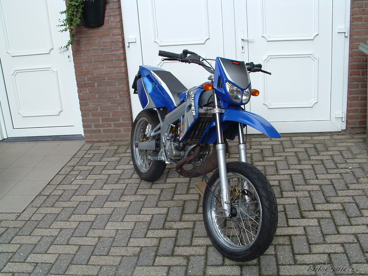 Photo 990163