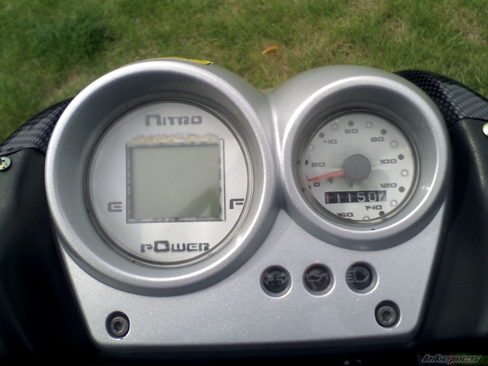 Photo 990227