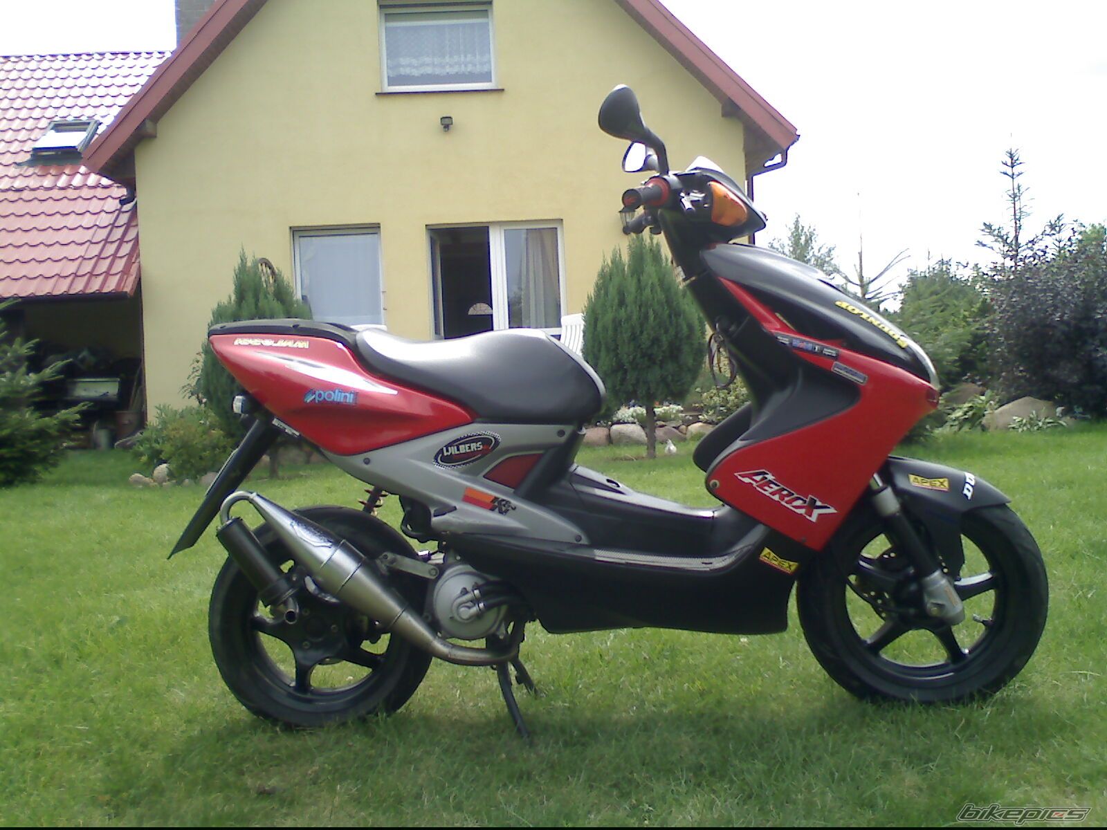 Bike Photo 990232