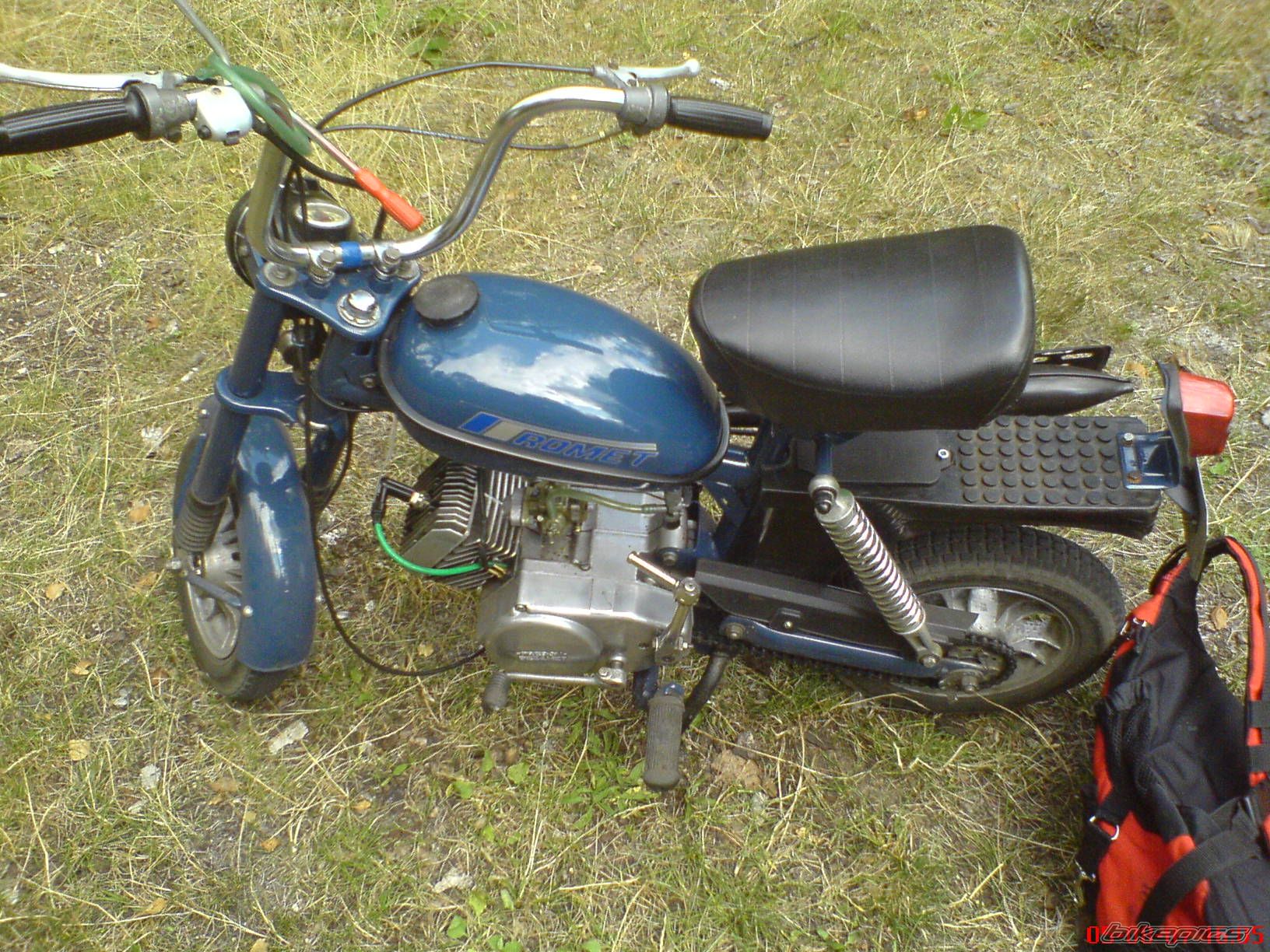 Photo 990424