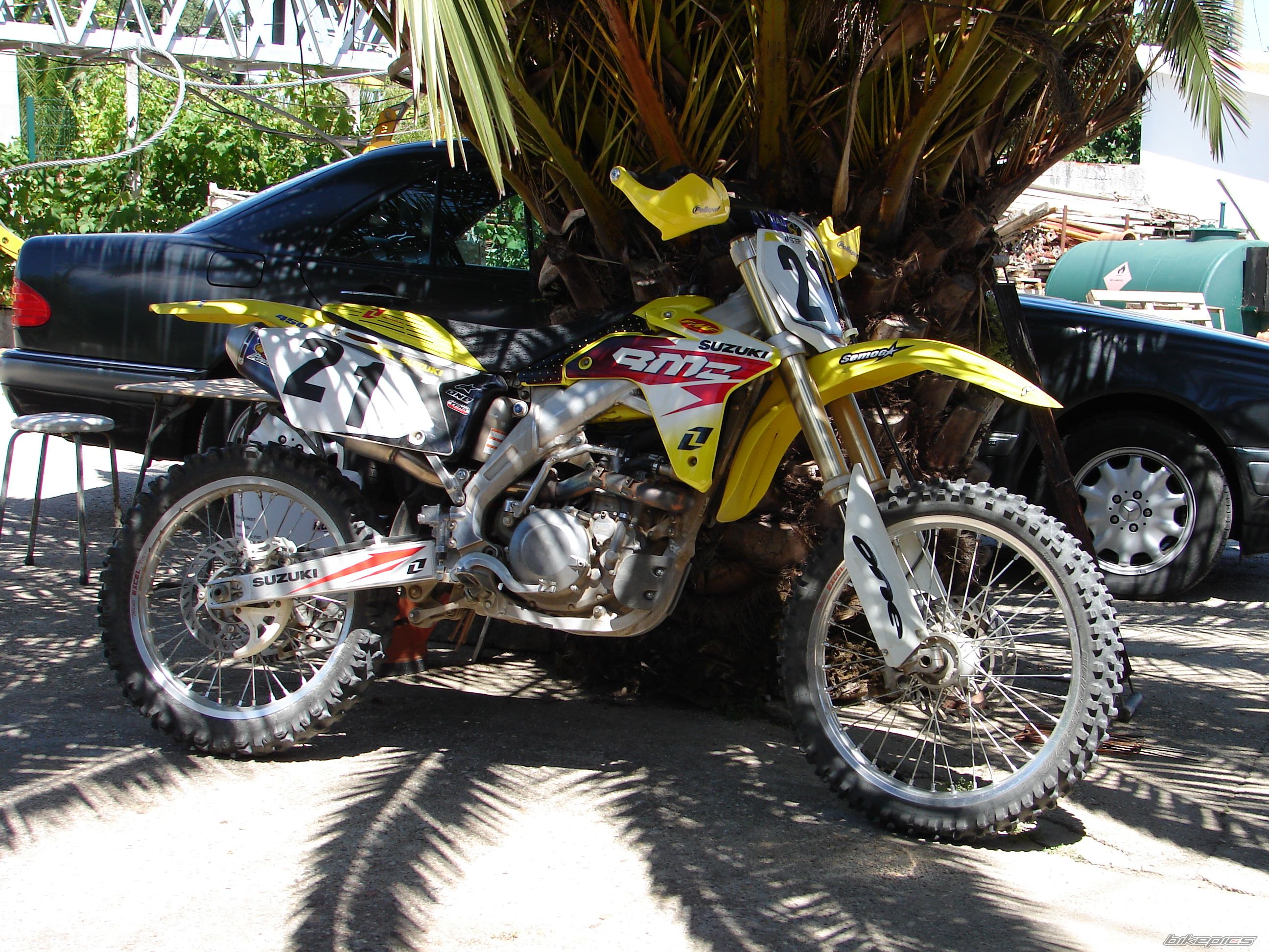 Bike Photo 990497