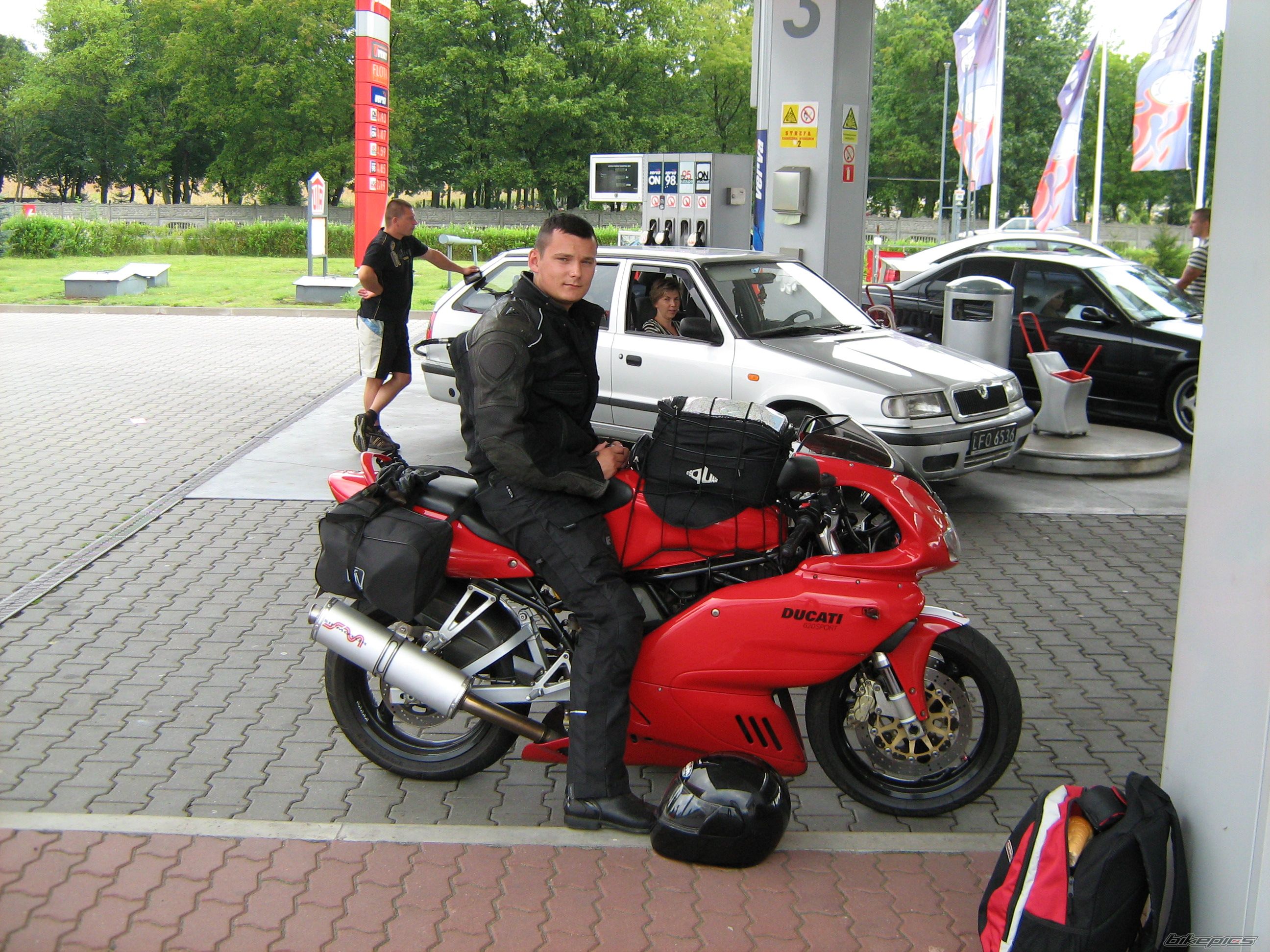 Photo 990637