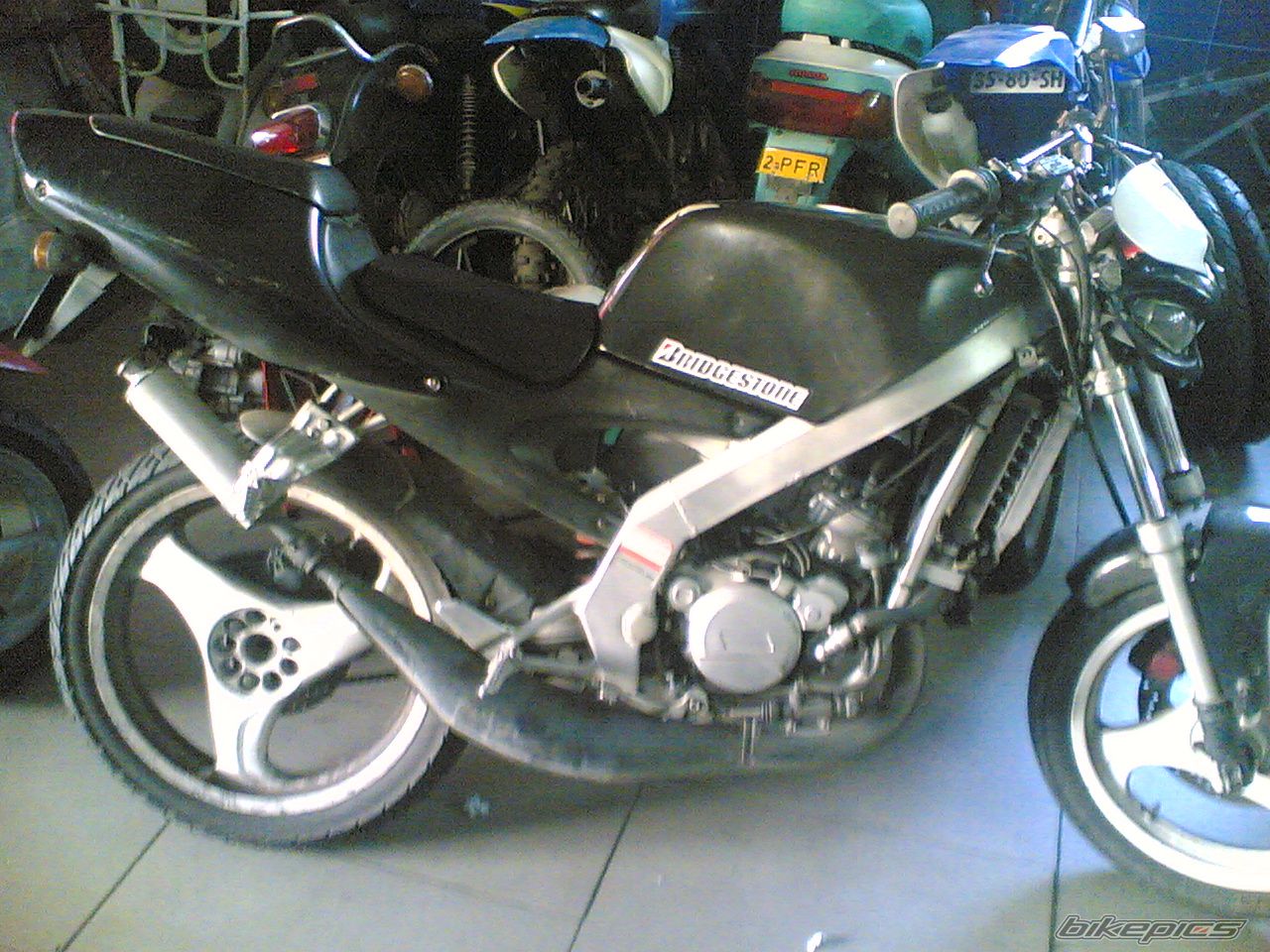 Photo 990707