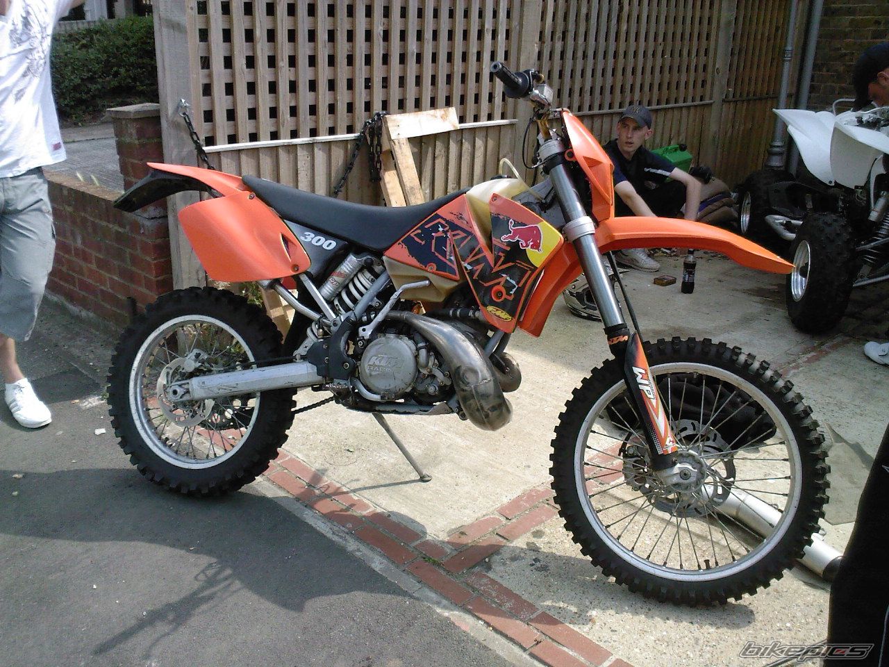 Photo 990714