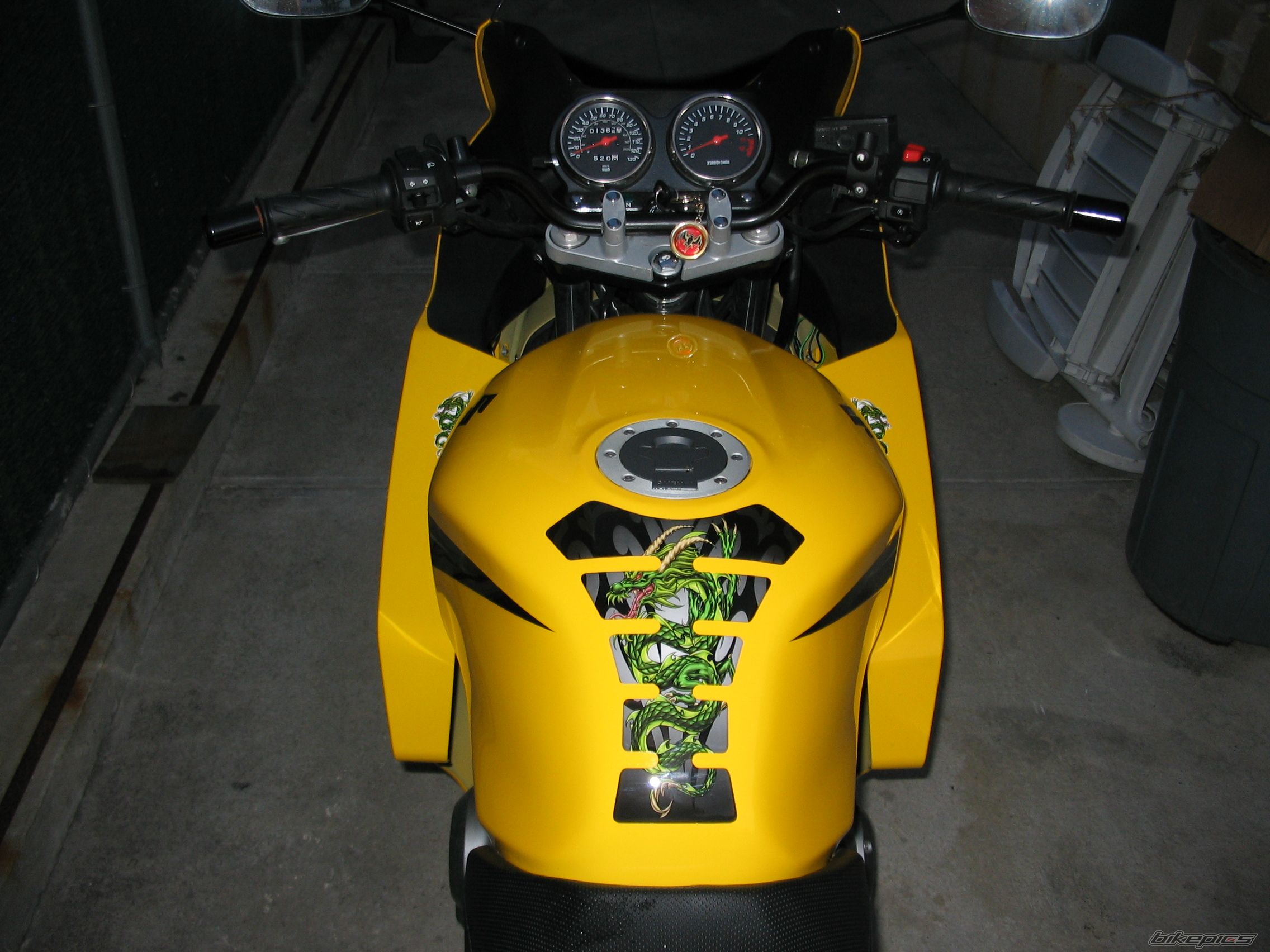 Bike Photo 990754