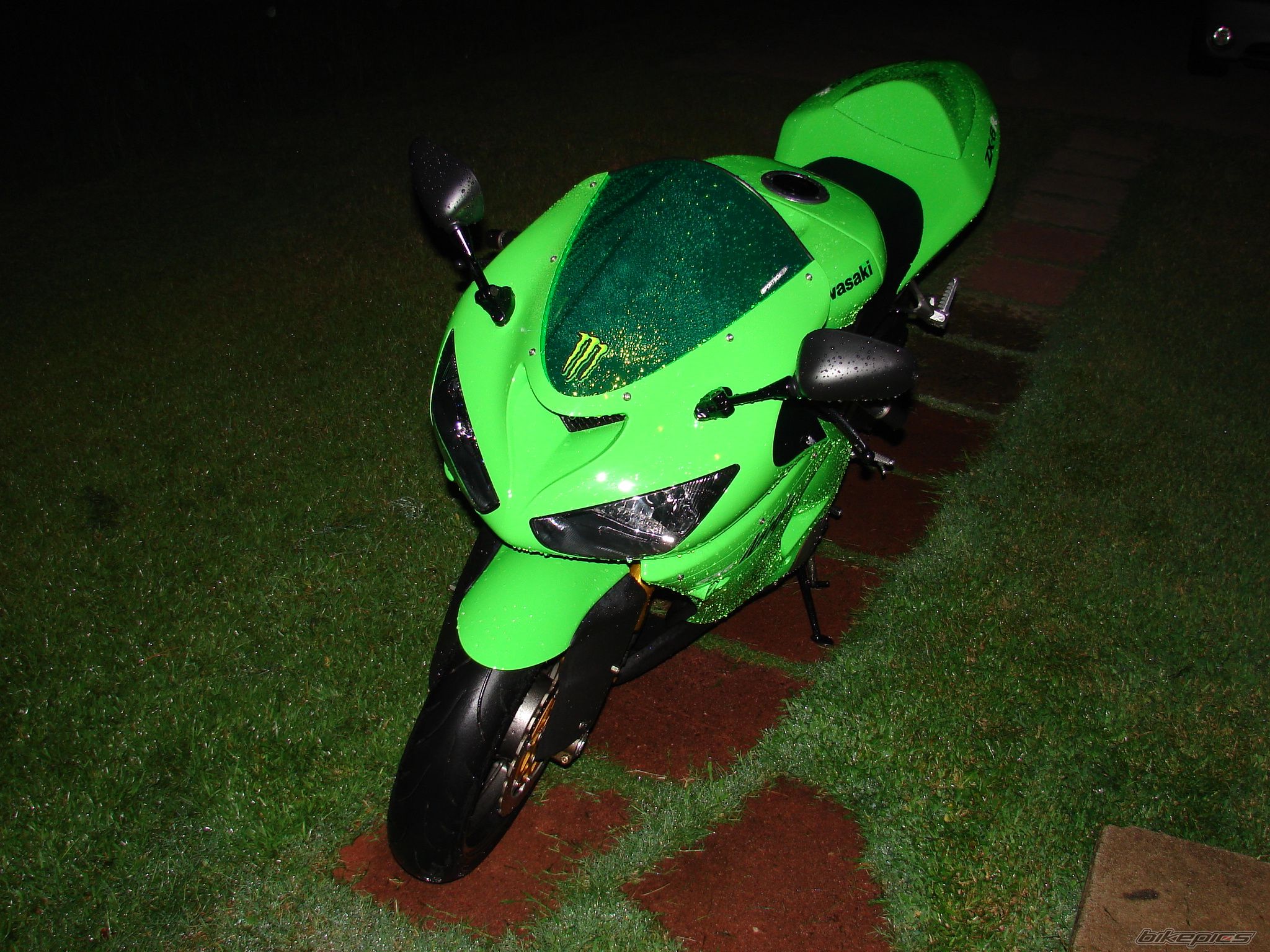 Photo 990784