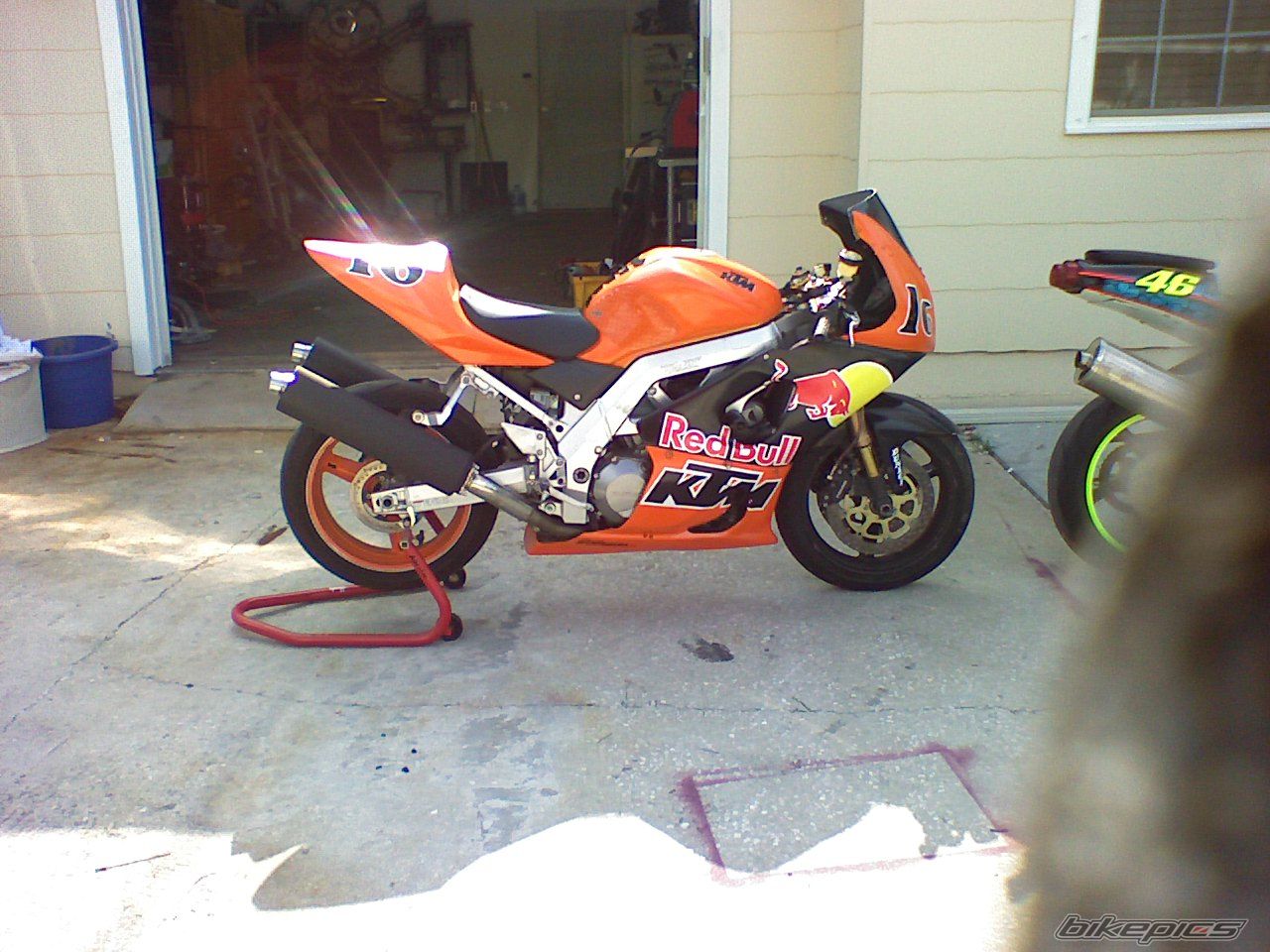 Photo 990798
