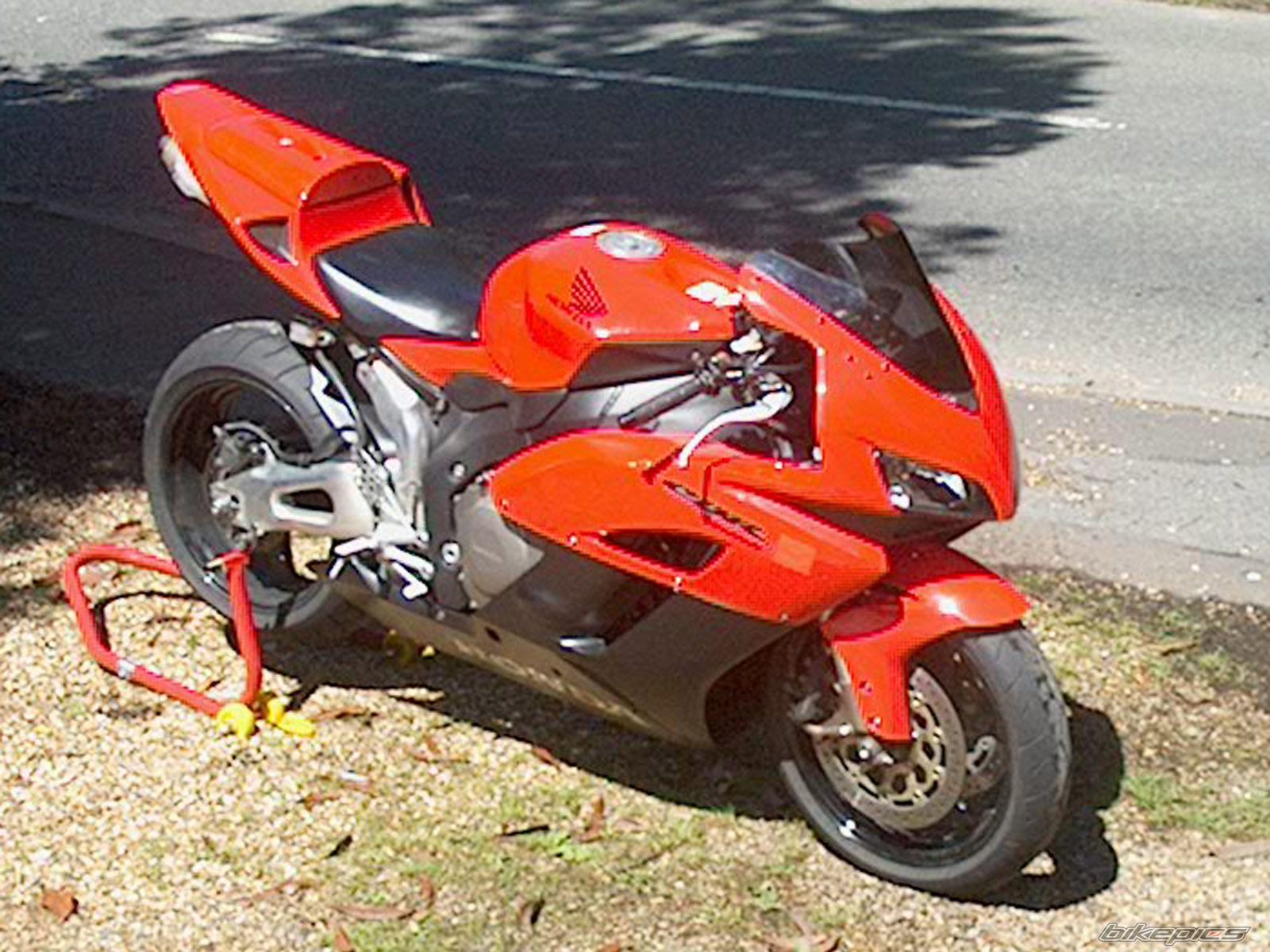 Bike Photo 990918