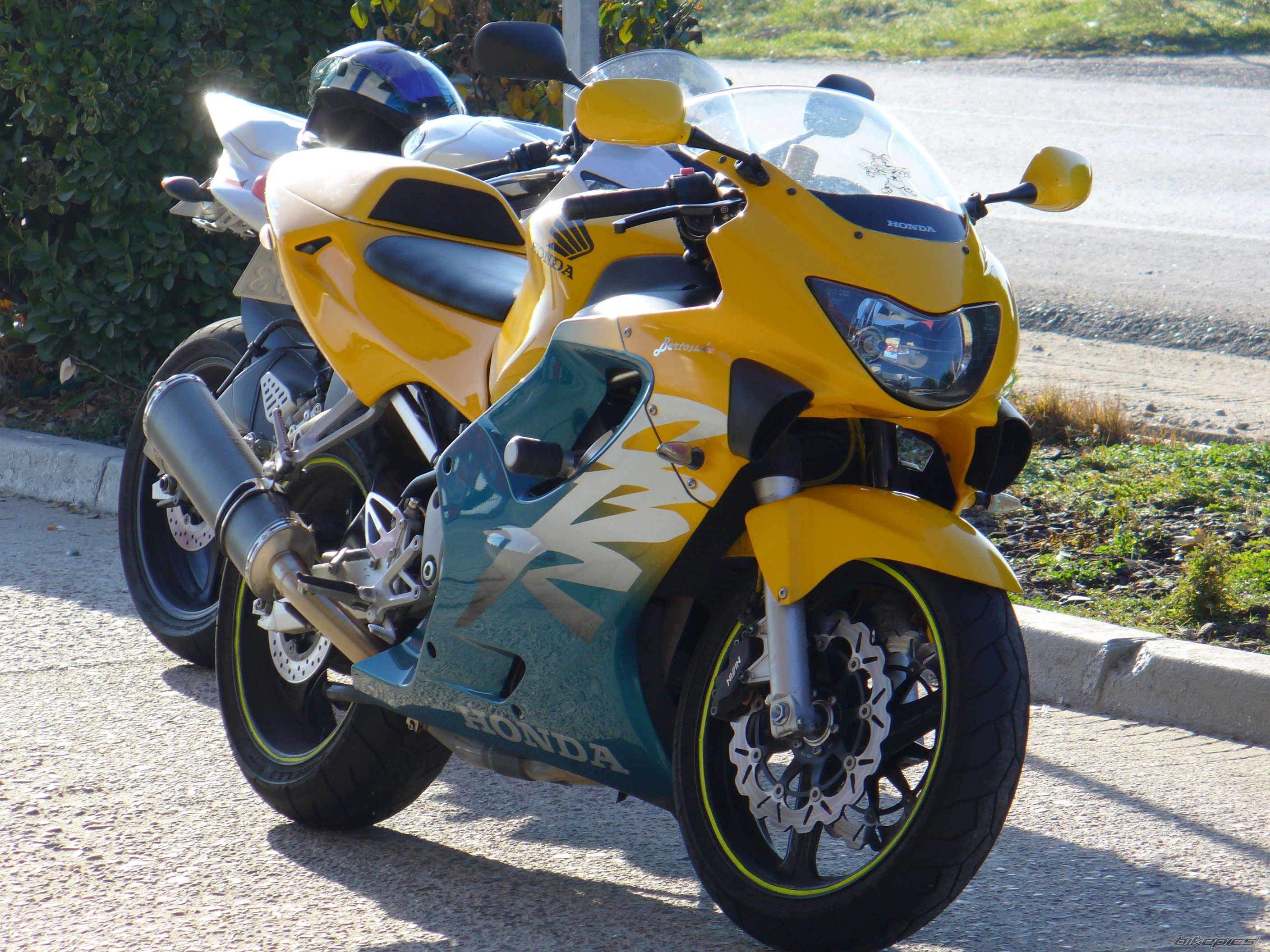 Bike Photo 991215