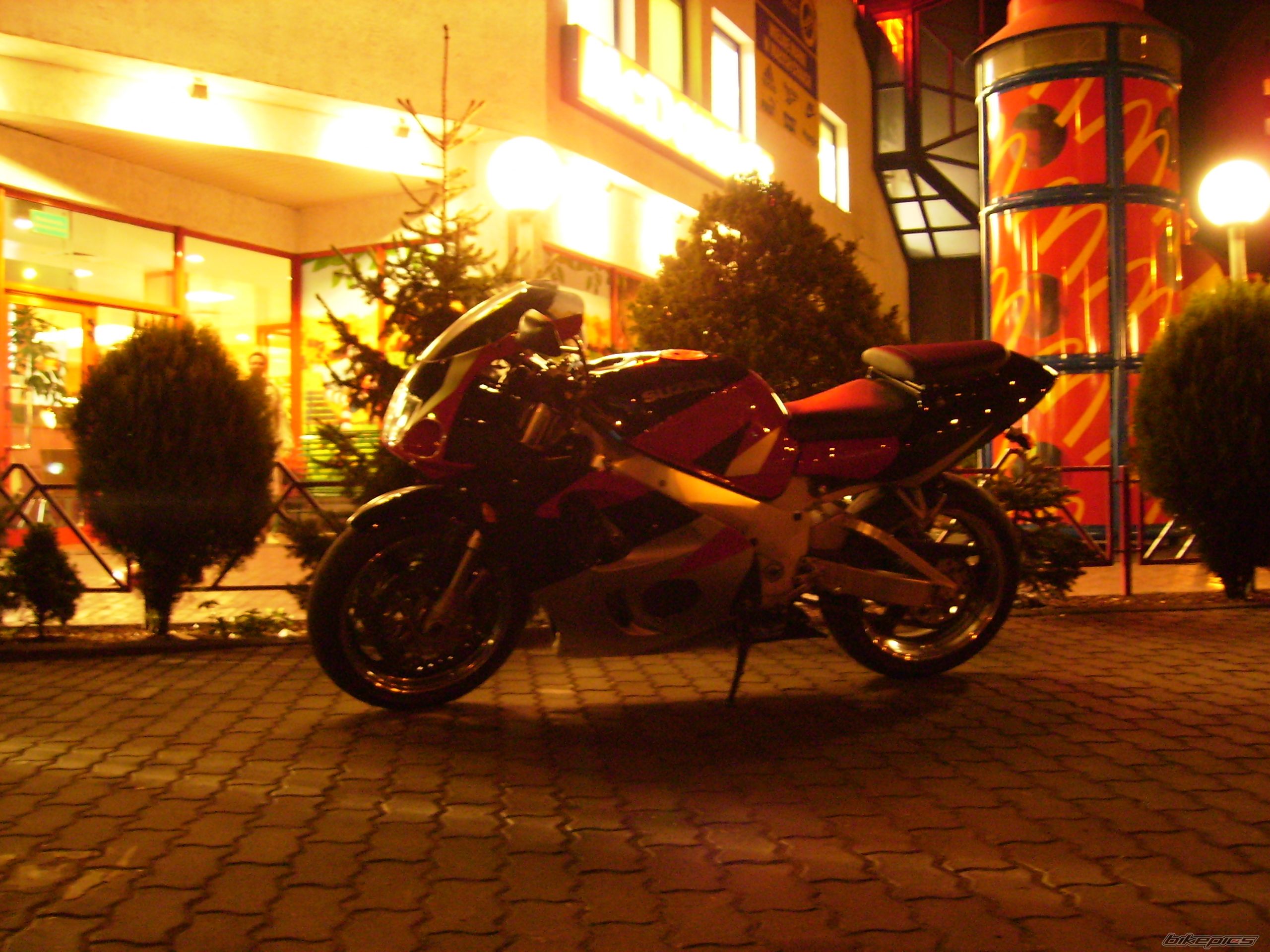 Bike Photo 991777