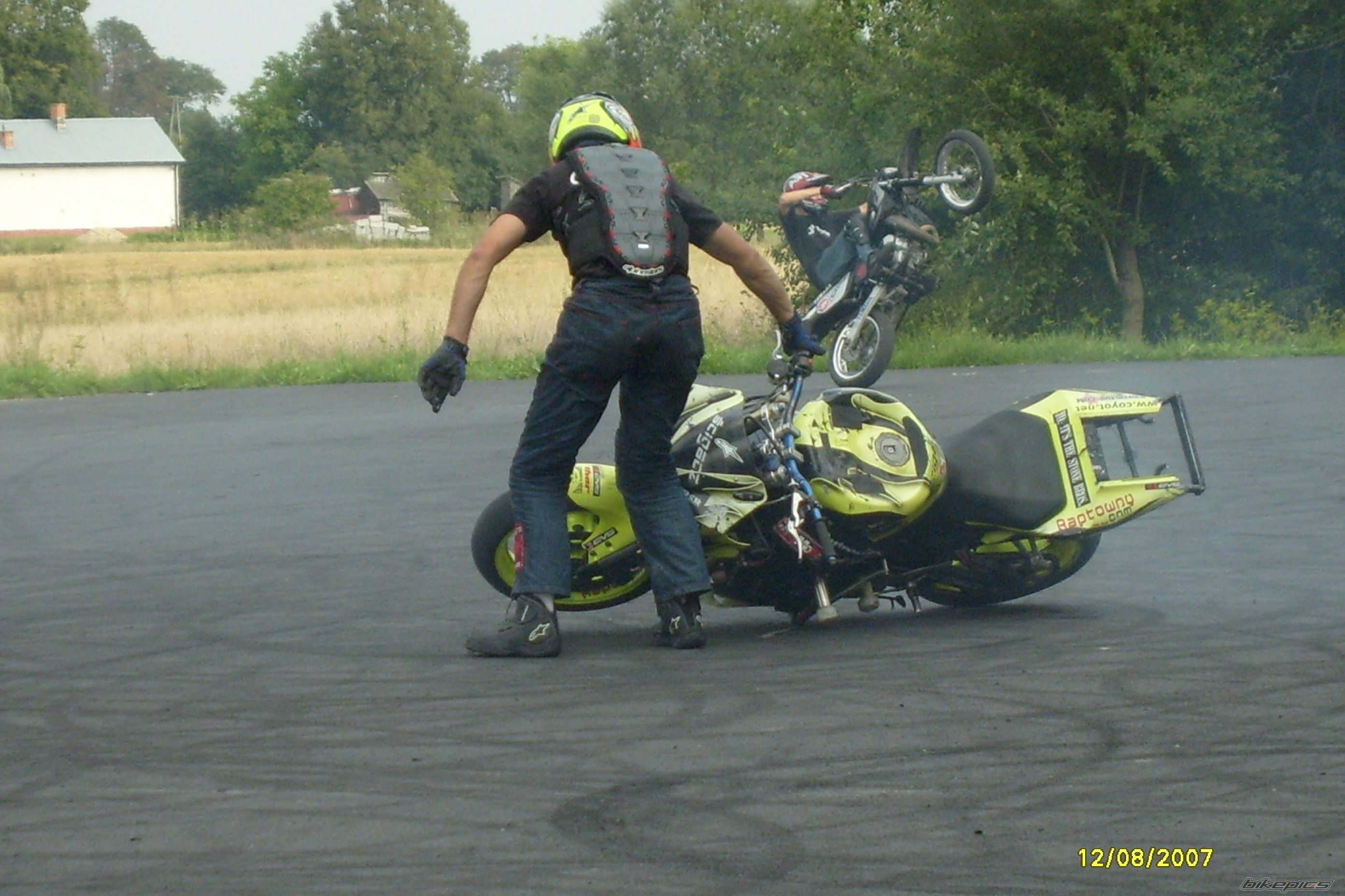 Bike Photo 991813