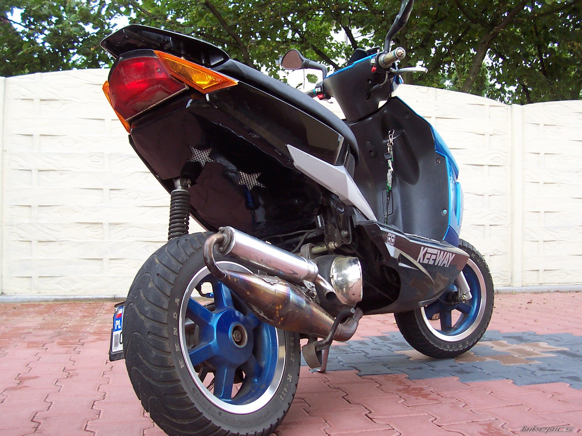 Bike Photo 992536