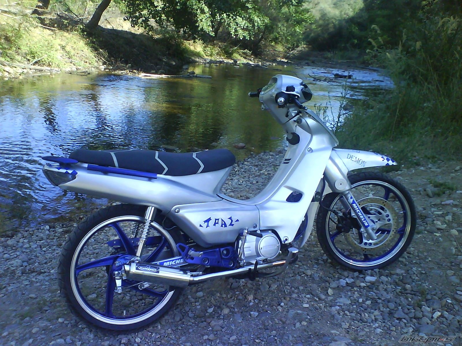 Photo 992577