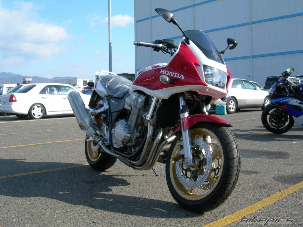 Bike Photo 994100