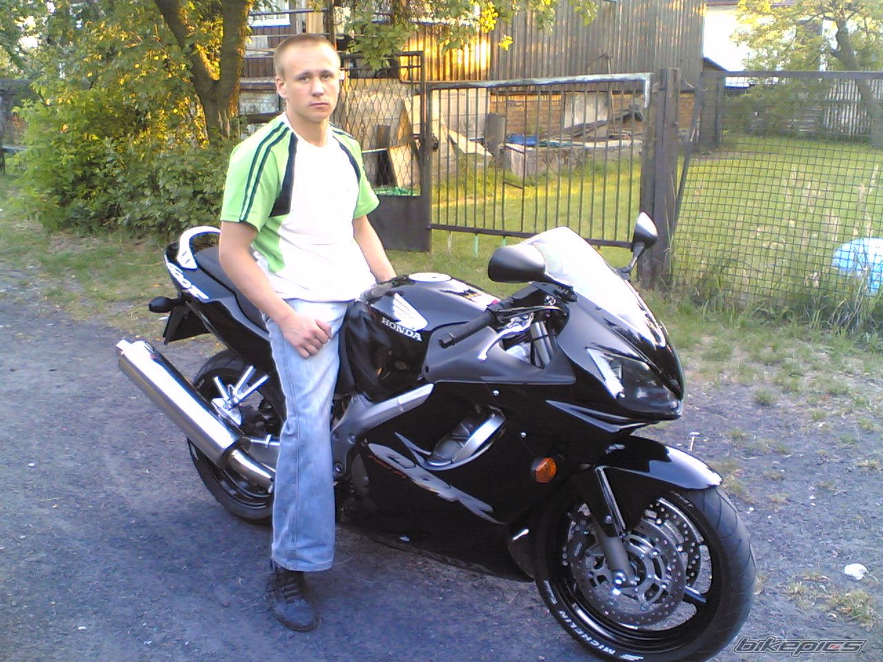 Photo 994276