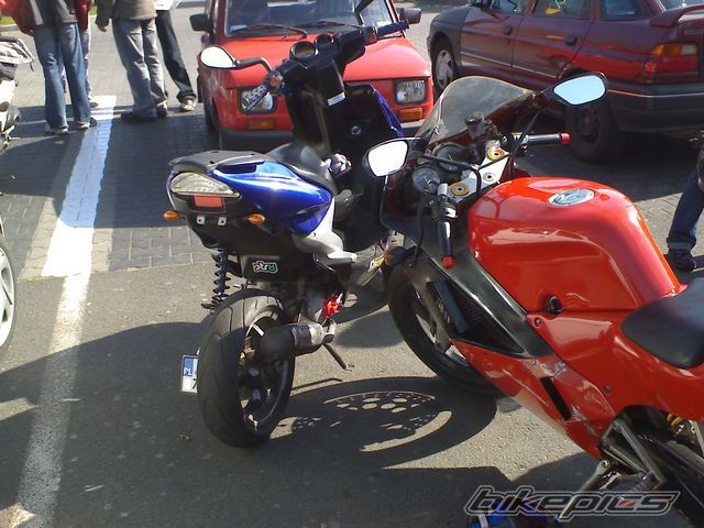 Photo 995037