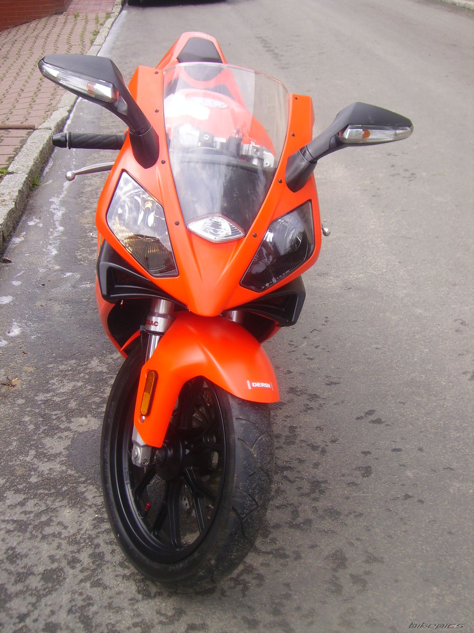 Bike Photo 995191