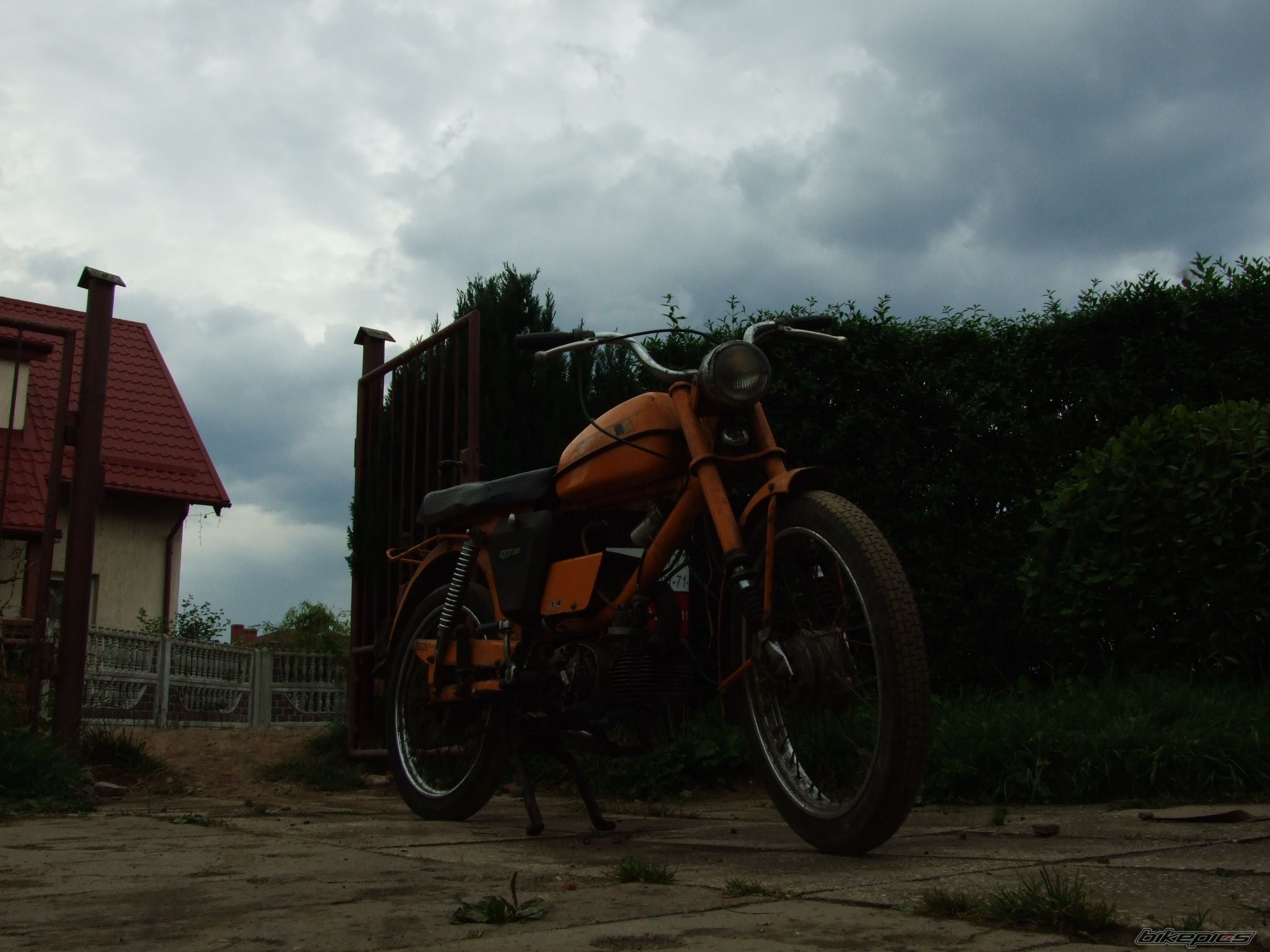 Bike Photo 995577
