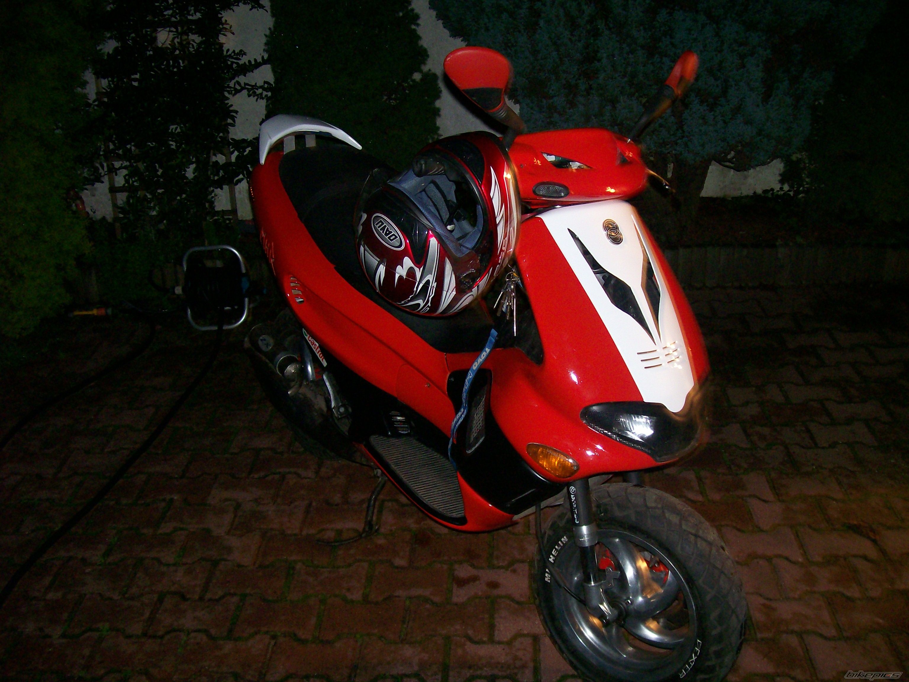 Bike Photo 995629