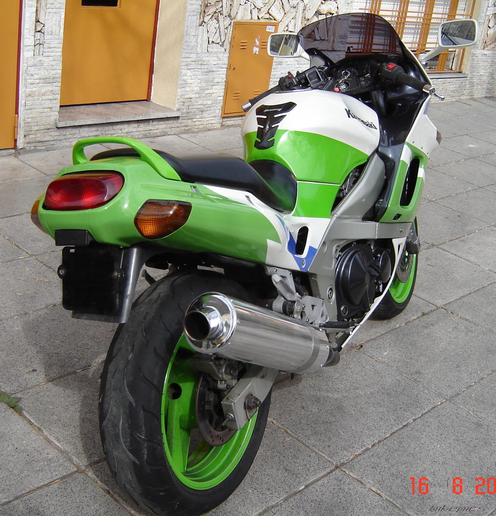 Photo 995888
