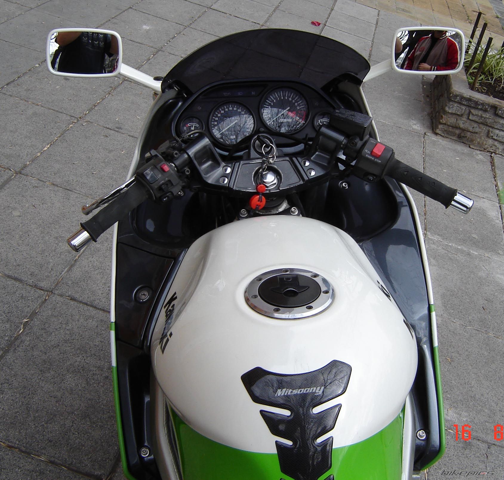 Bike Photo 995892
