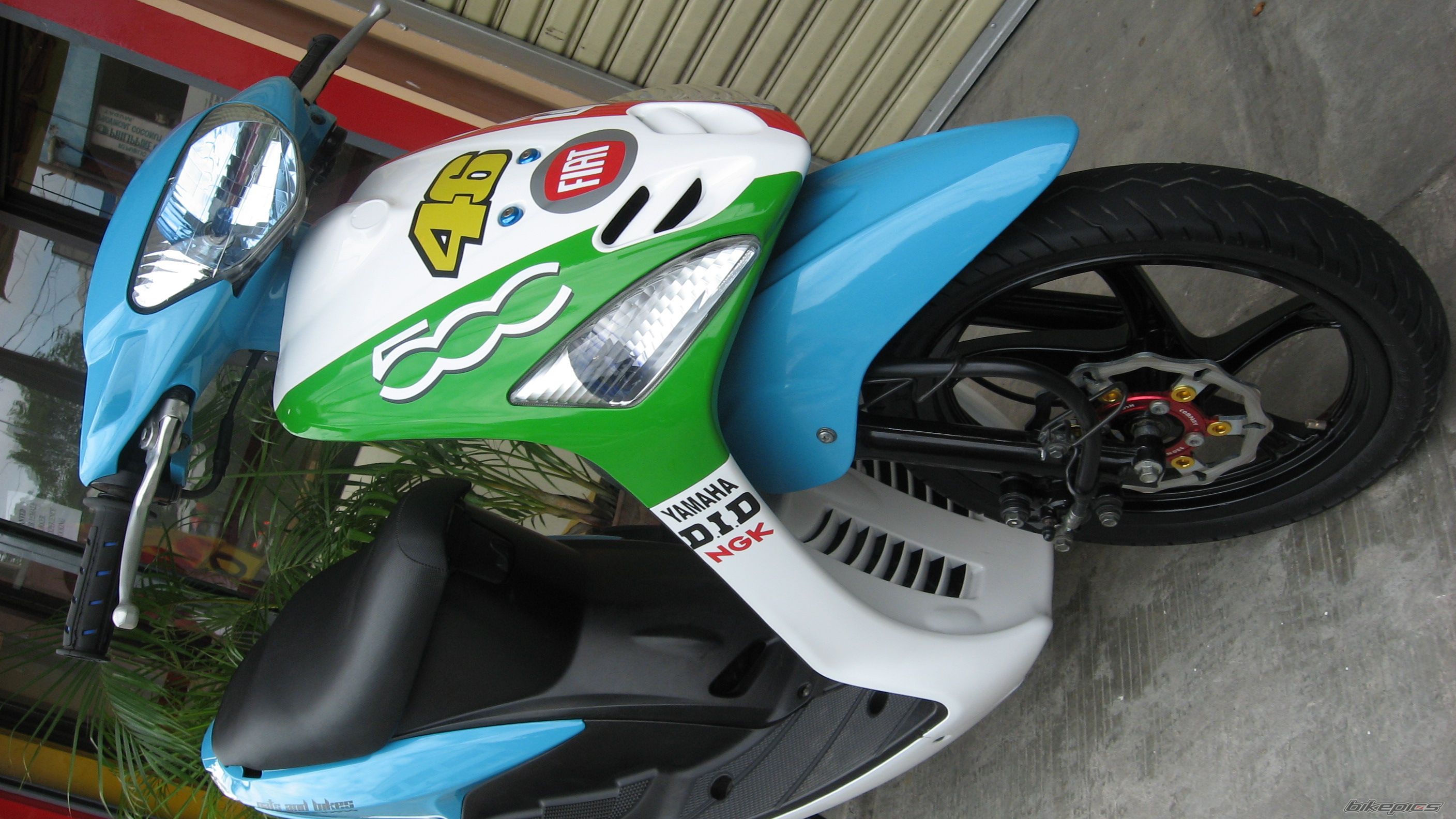 Bike Photo 995922