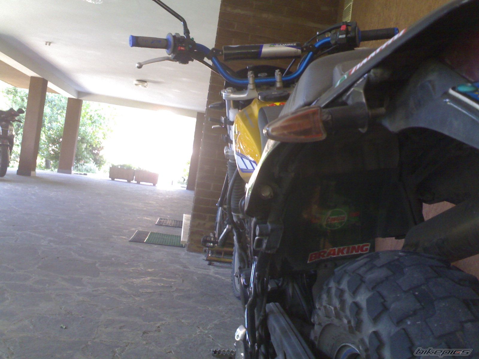 Bike Photo 996030