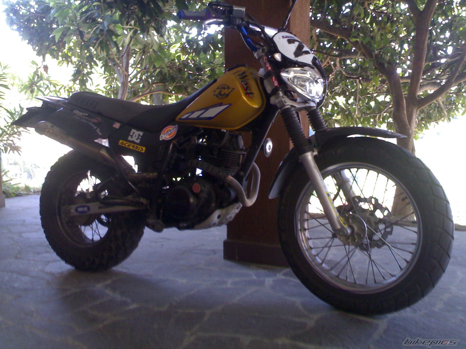 Bike Photo 996033