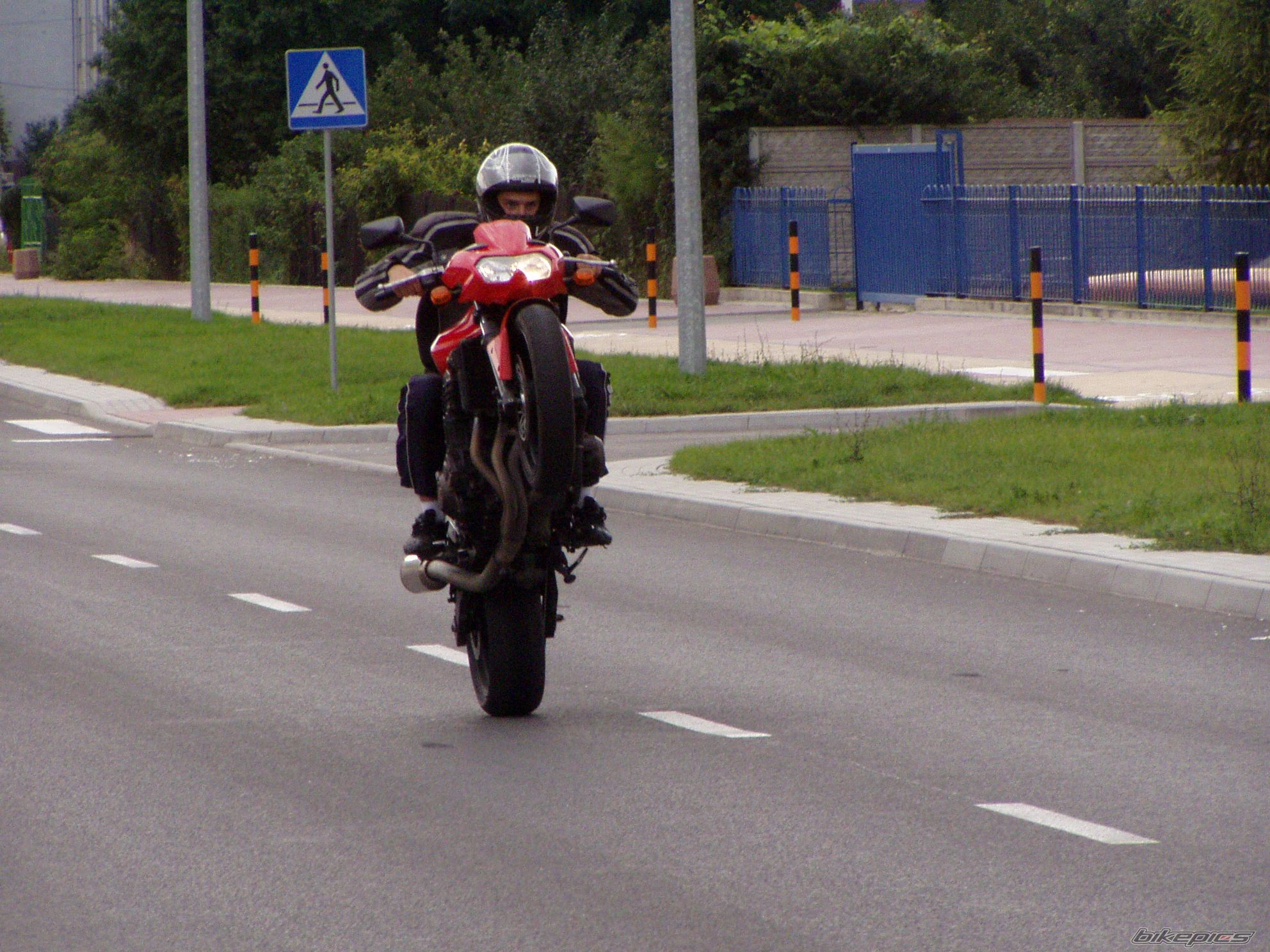 Bike Photo 996063