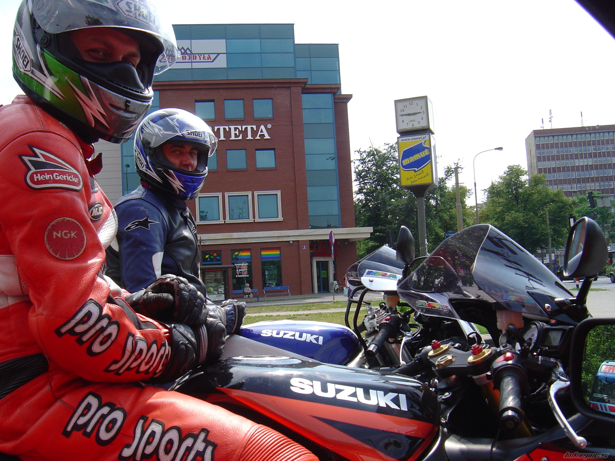 Bike Photo 996120
