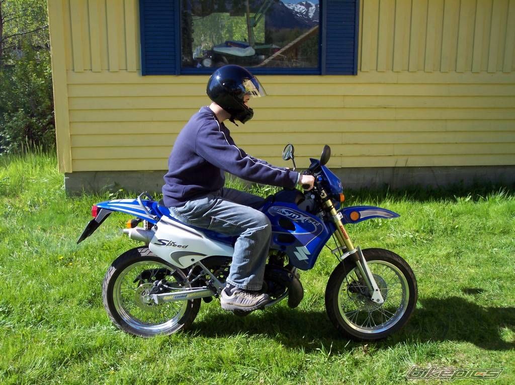Bike Photo 996128