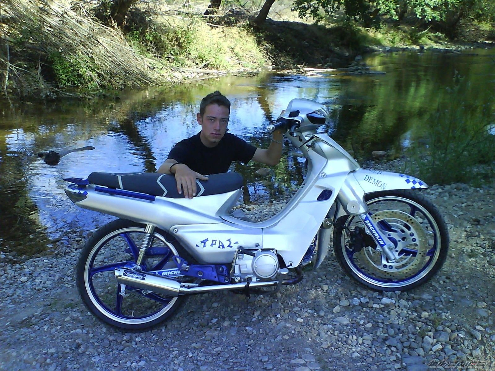 Bike Photo 996239