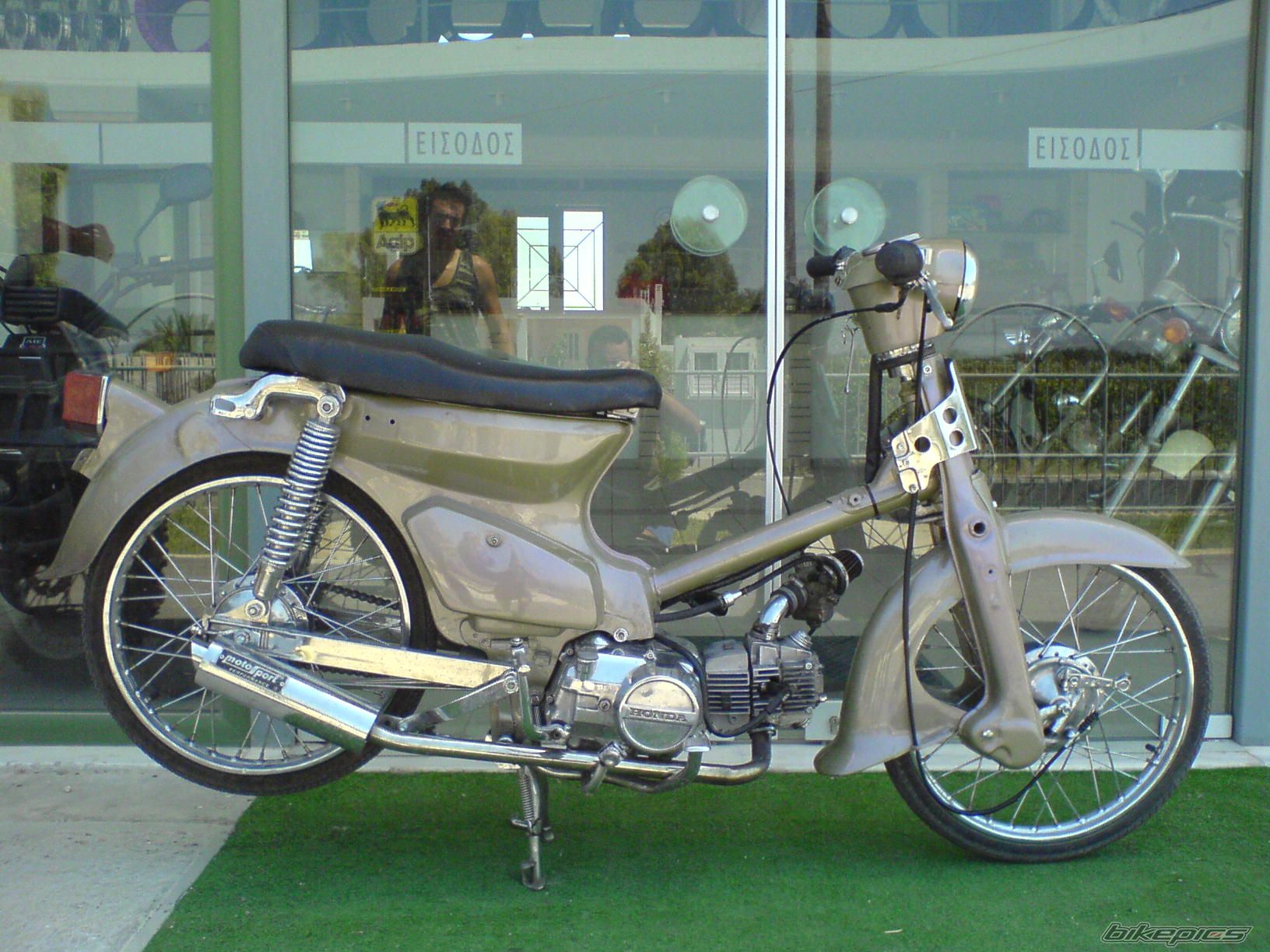 Bike Photo 996845
