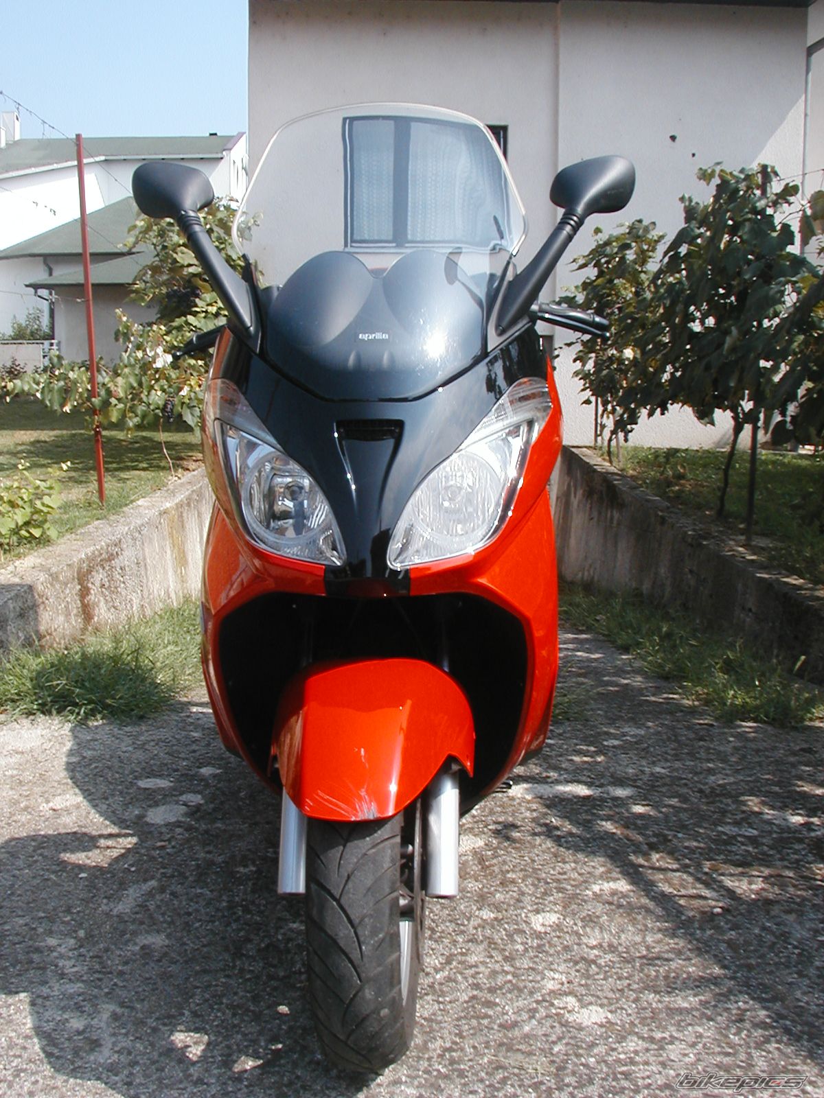Photo 996965