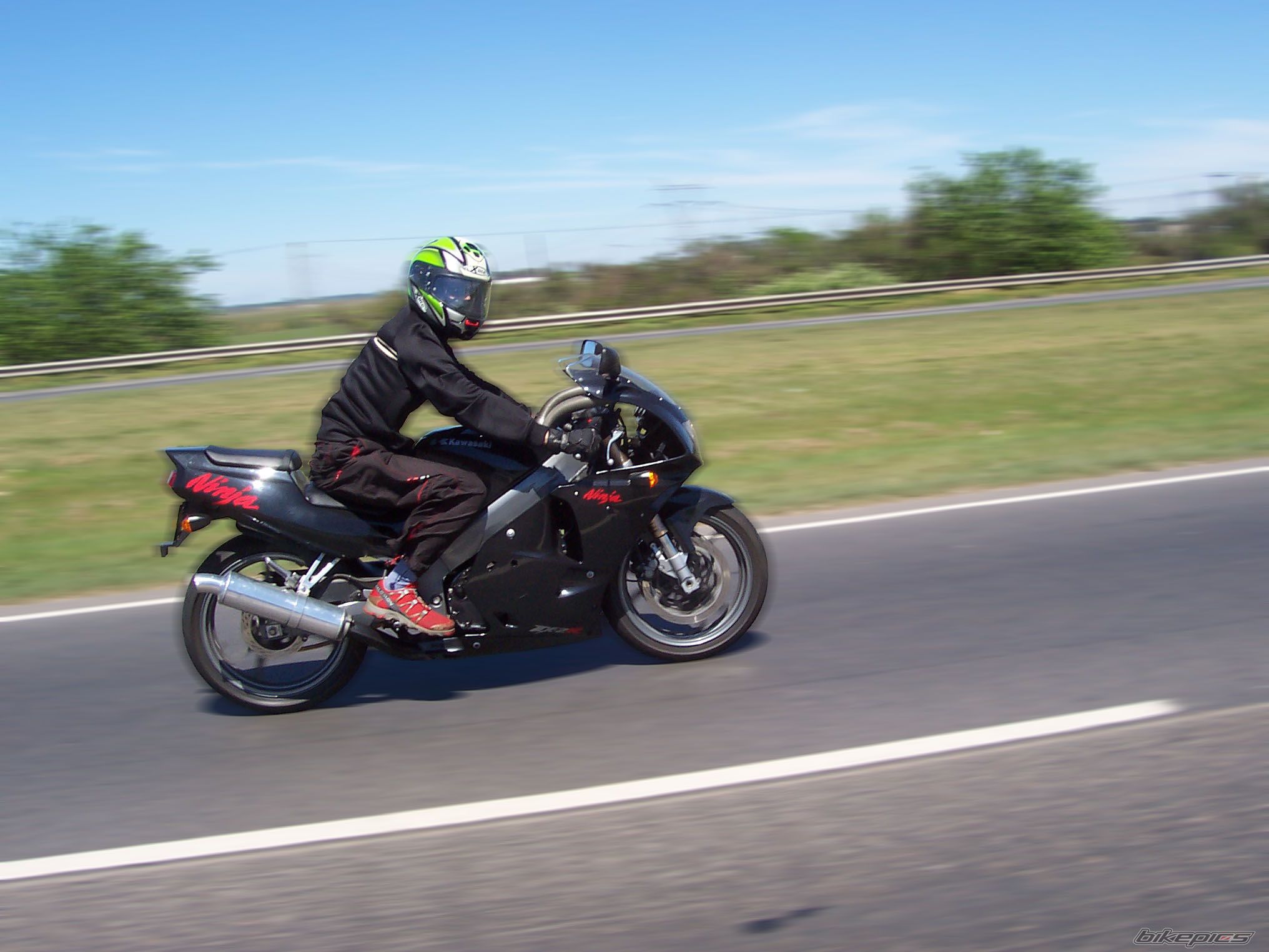 Bike Photo 997537