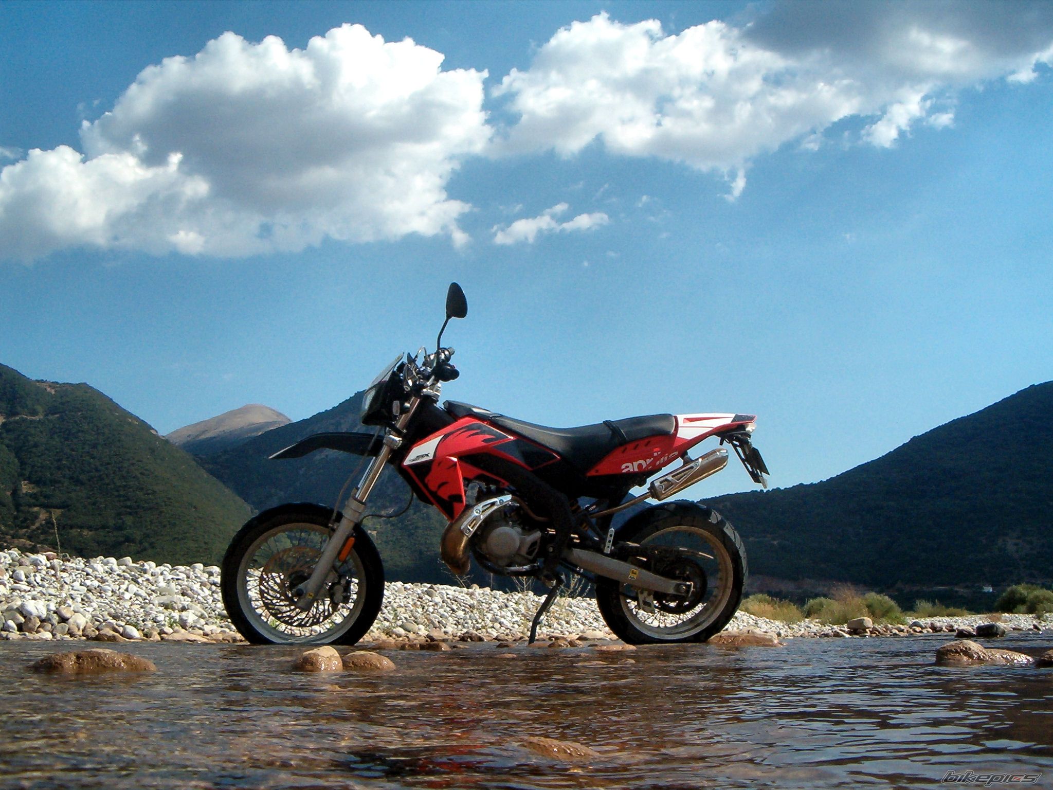 Bike Photo 997793