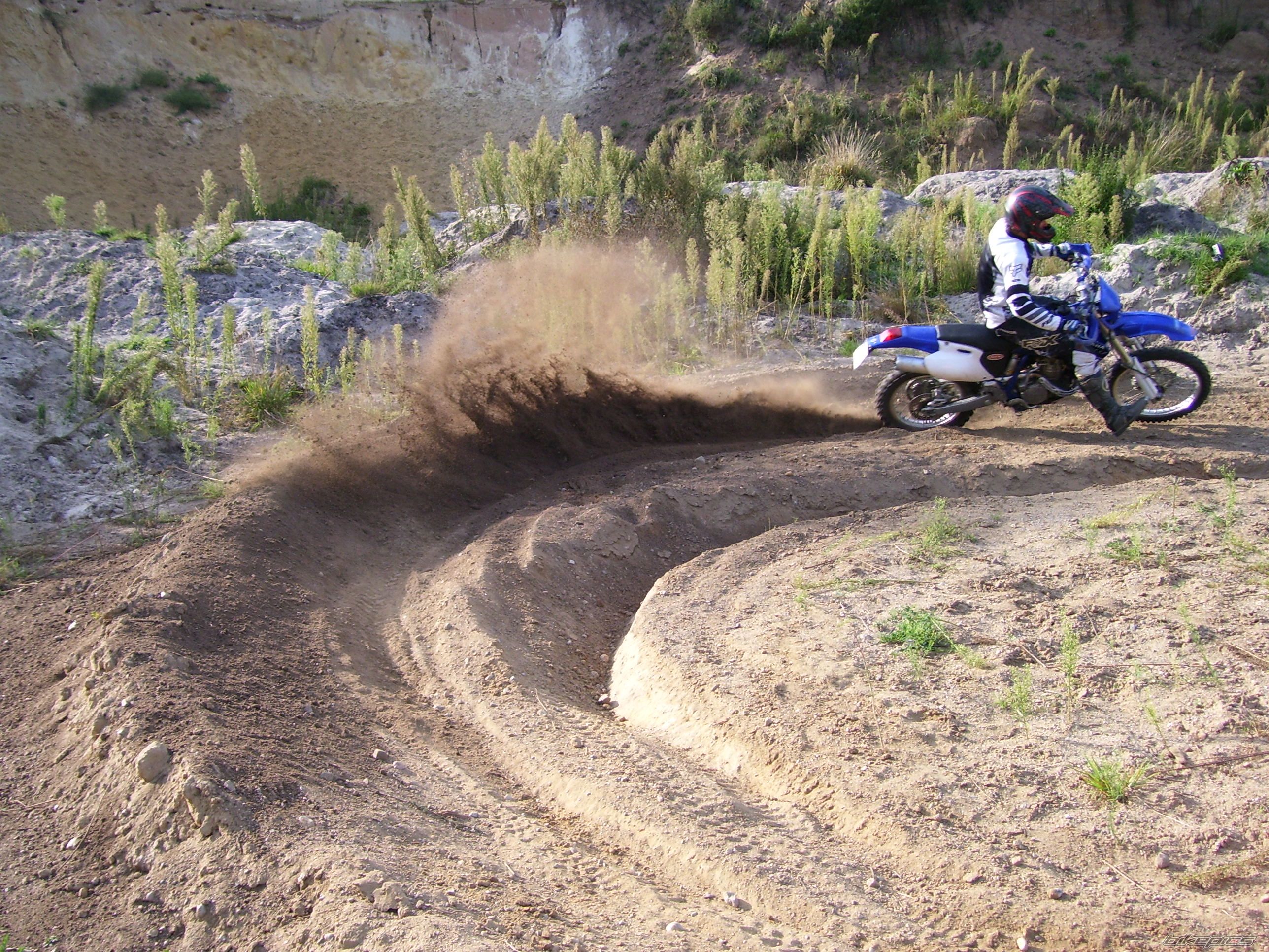 Bike Photo 997884