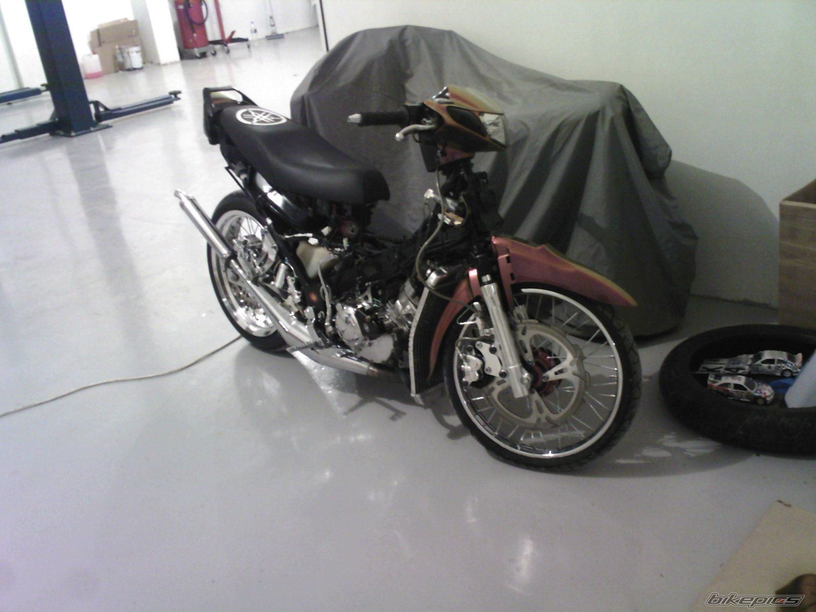 Bike Photo 998020