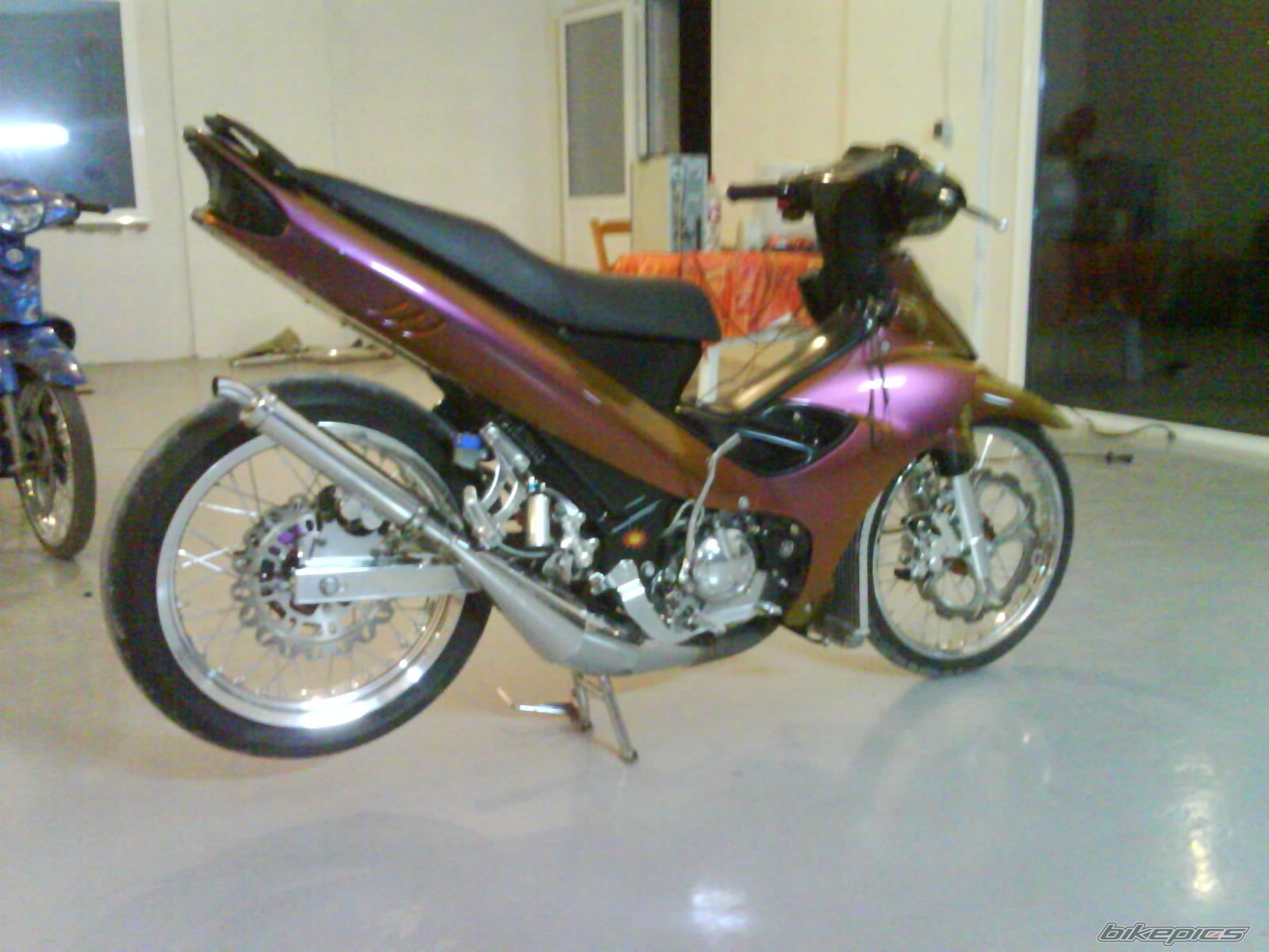 Bike Photo 998024