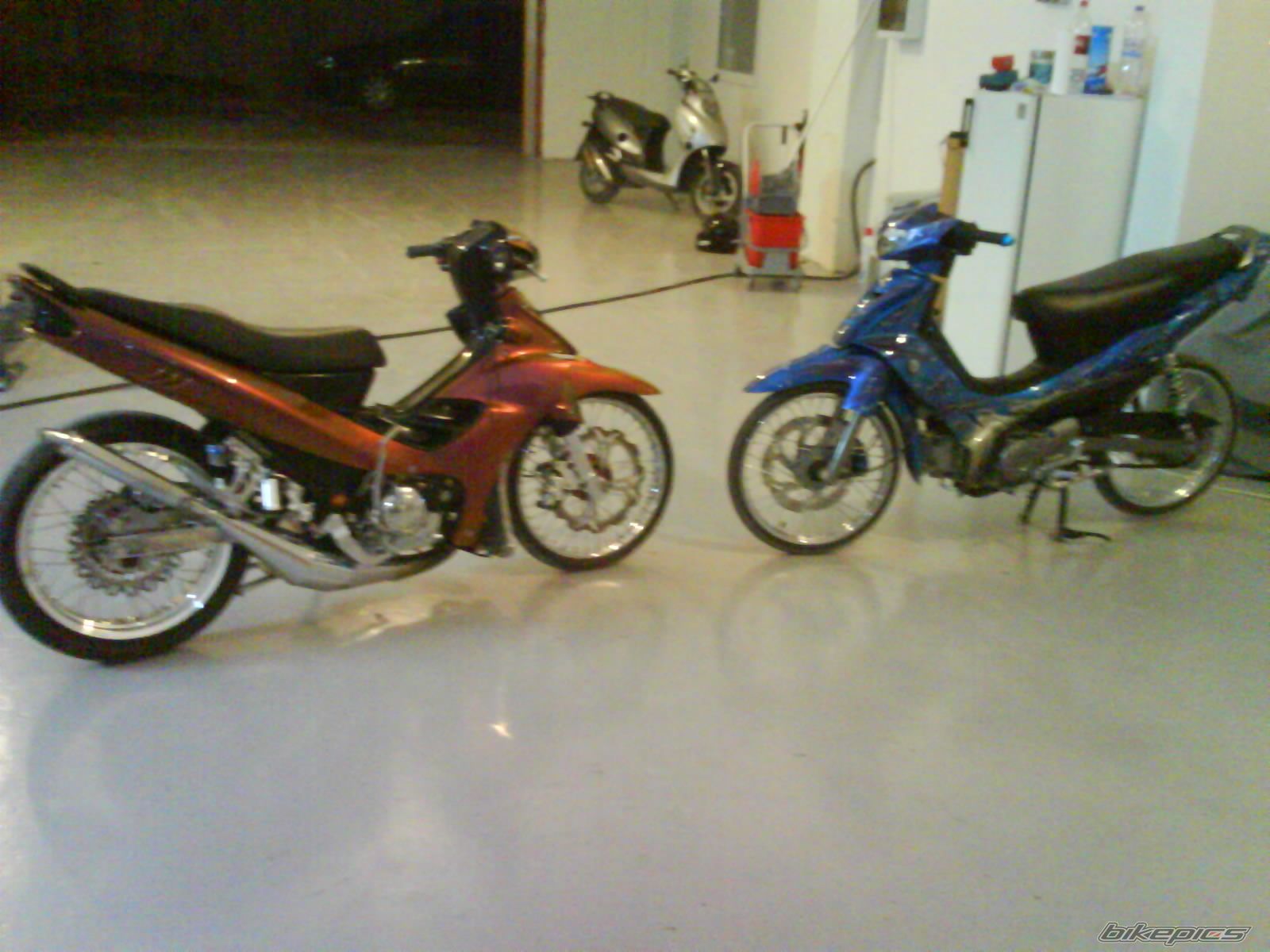 Bike Photo 998027