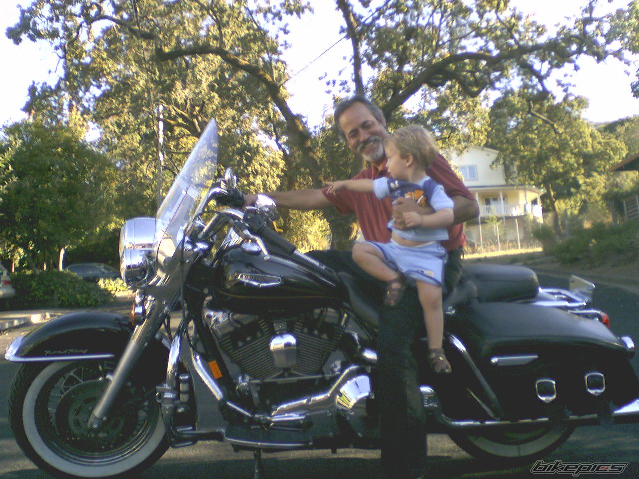 Bike Photo 998095