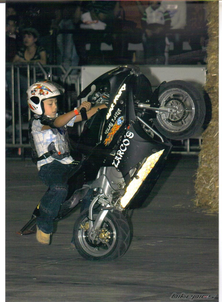 Bike Photo 998096