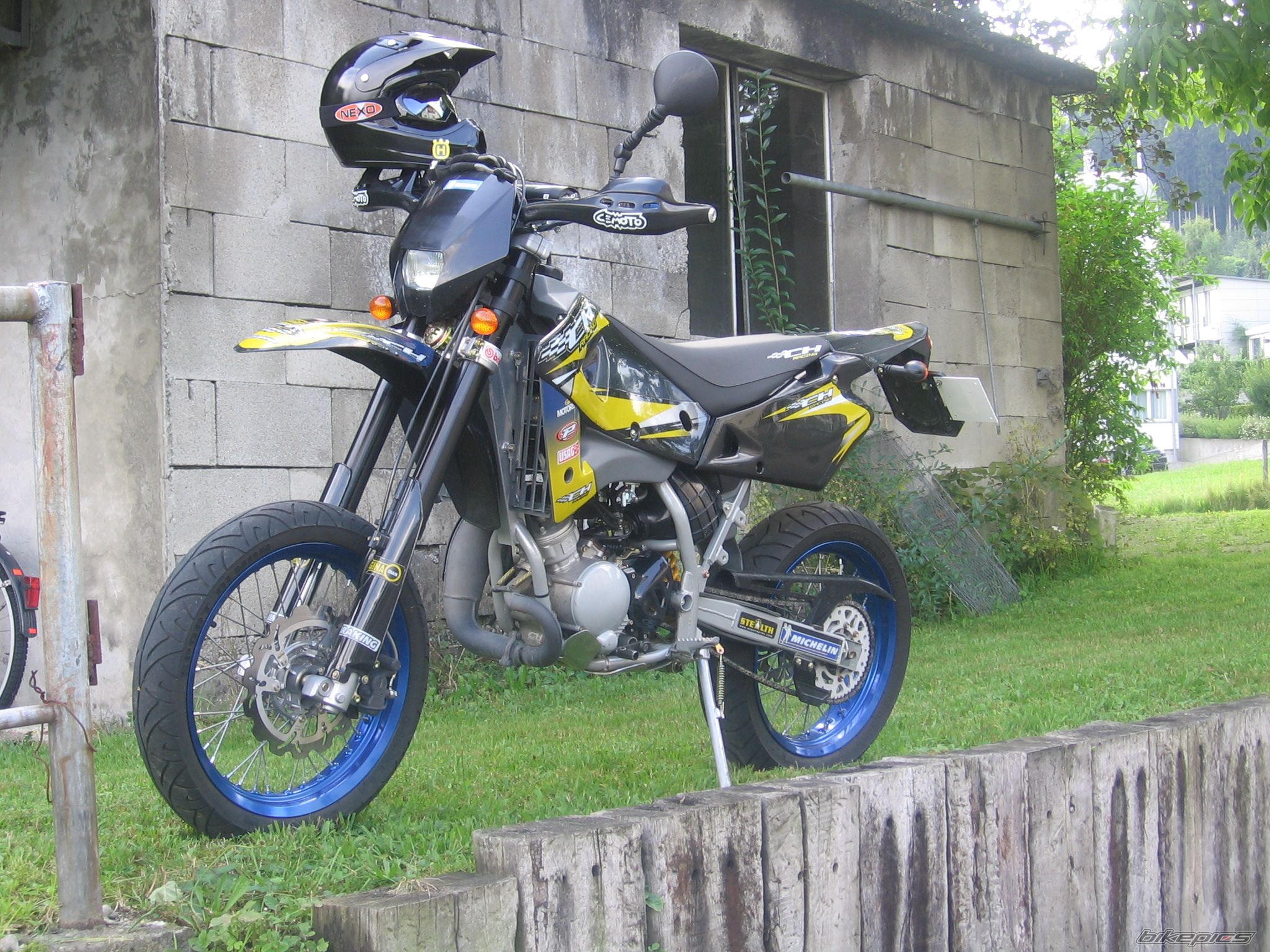 Photo 998152