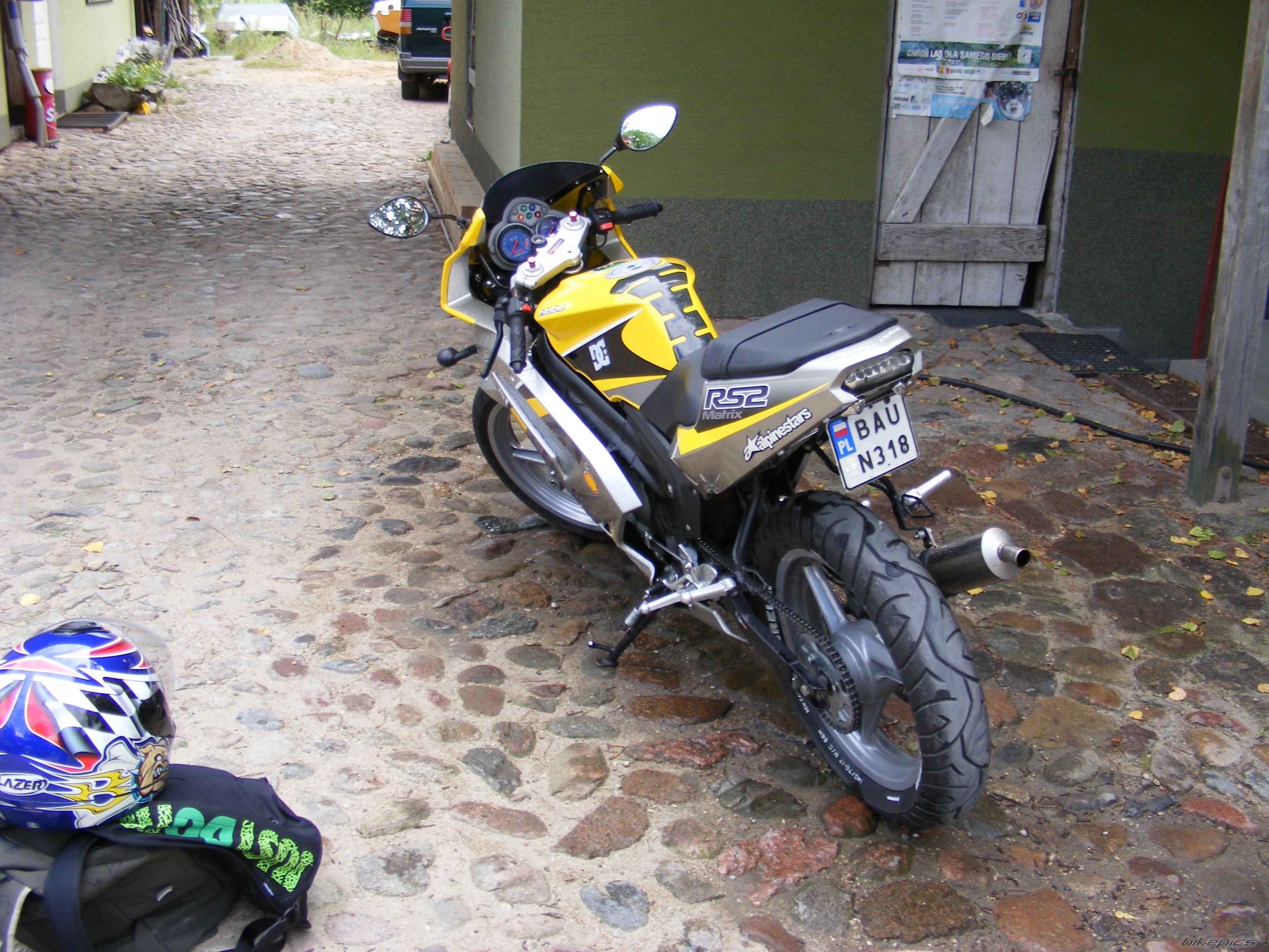 Photo 998331