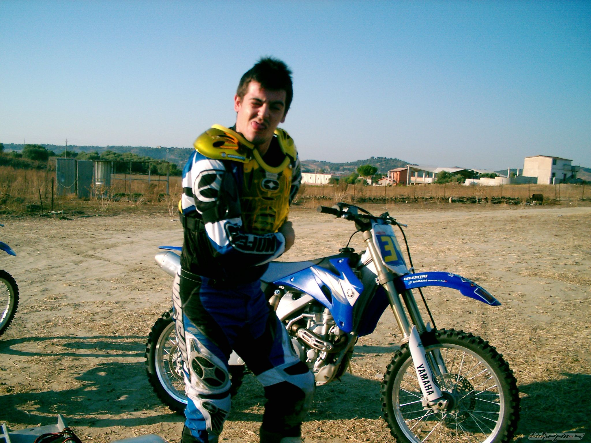 Bike Photo 998371