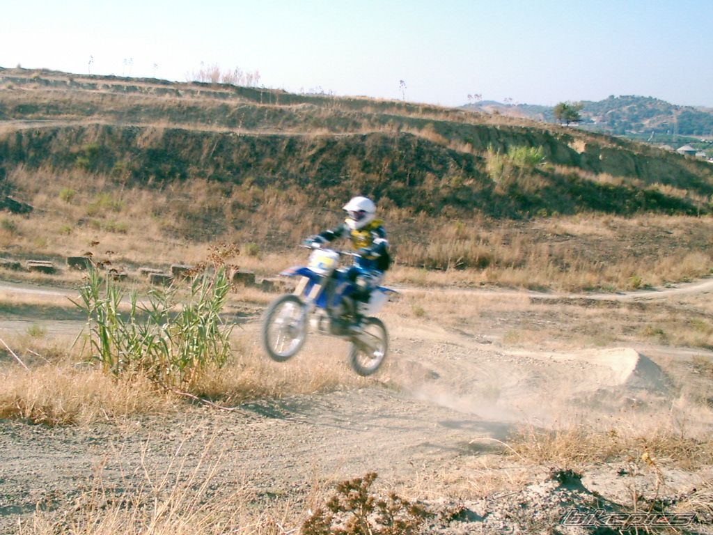 Bike Photo 998377