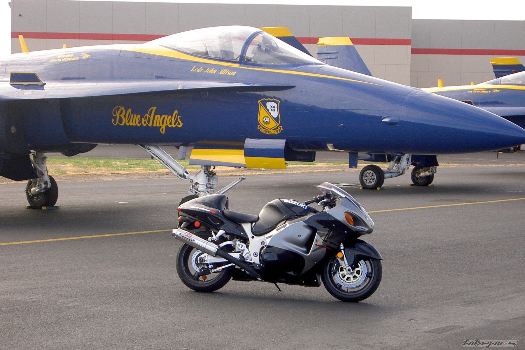 Bike Photo 998426